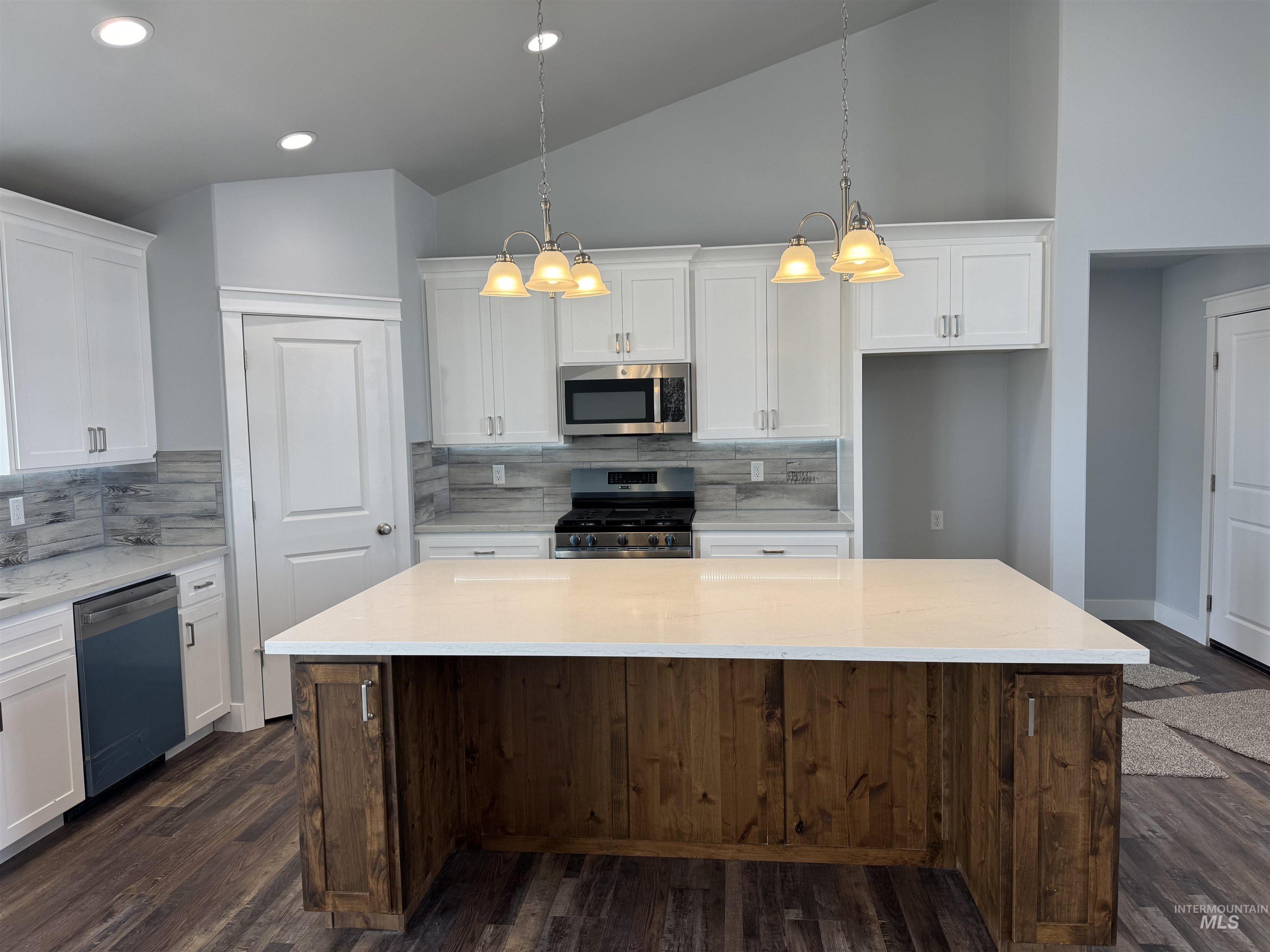 1505 Tverdy Lane, Buhl, Idaho 83316, 3 Bedrooms, 2 Bathrooms, Residential For Sale, Price $380,000, 98977485