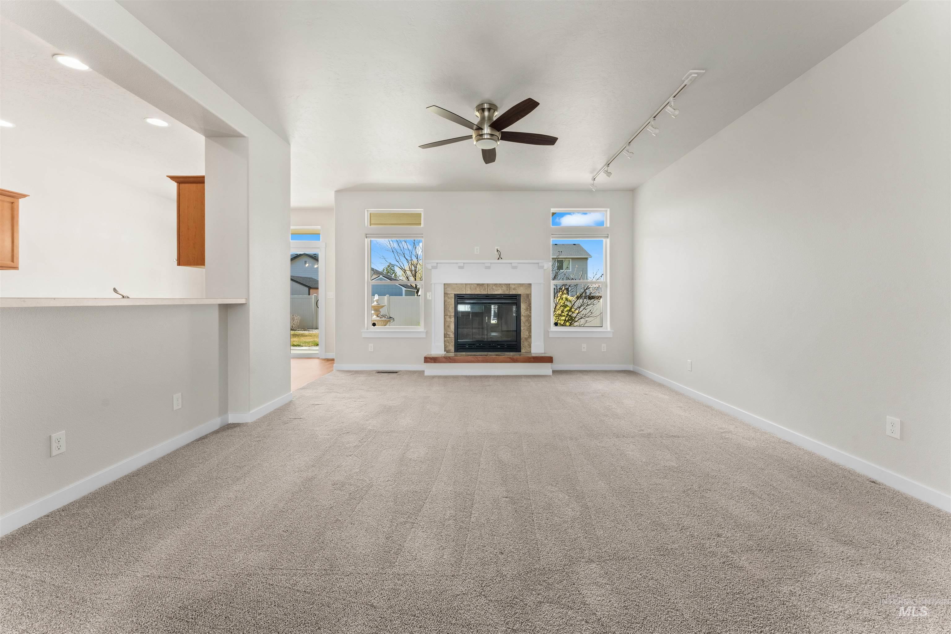 2722 Sepia Avenue, Caldwell, Idaho 83605, 3 Bedrooms, 2 Bathrooms, Residential For Sale, Price $400,000, 98977487