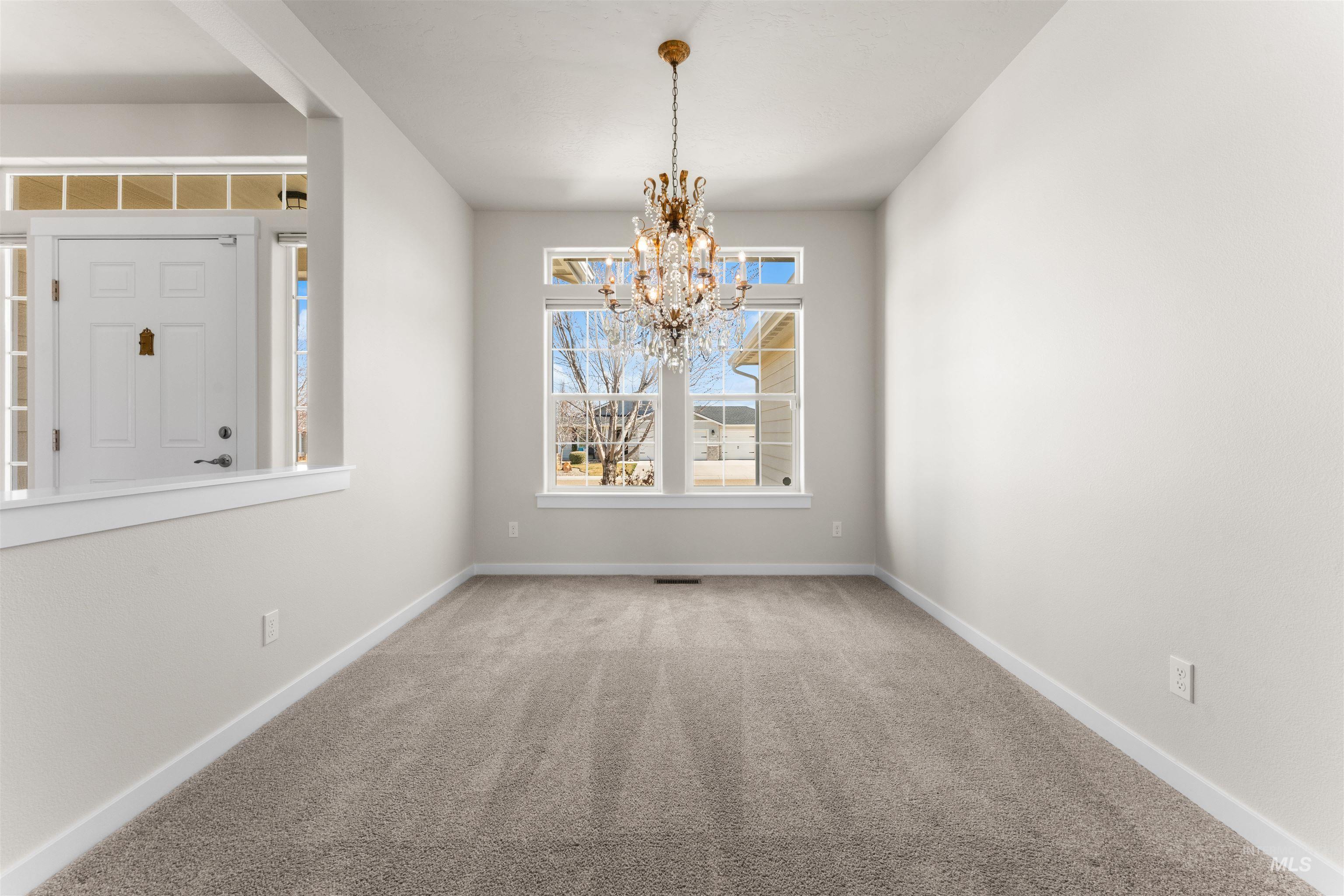 2722 Sepia Avenue, Caldwell, Idaho 83605, 3 Bedrooms, 2 Bathrooms, Residential For Sale, Price $400,000, 98977487