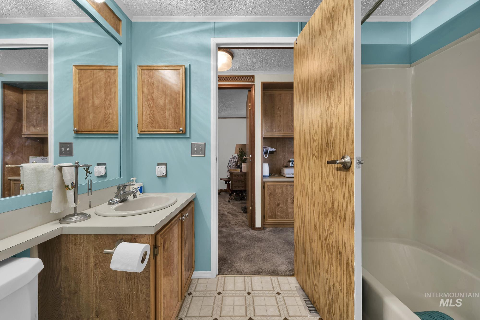 1907 W Flamingo Ave, Nampa, Idaho 83651, 3 Bedrooms, 2 Bathrooms, Residential For Sale, Price $175,000, 98977488