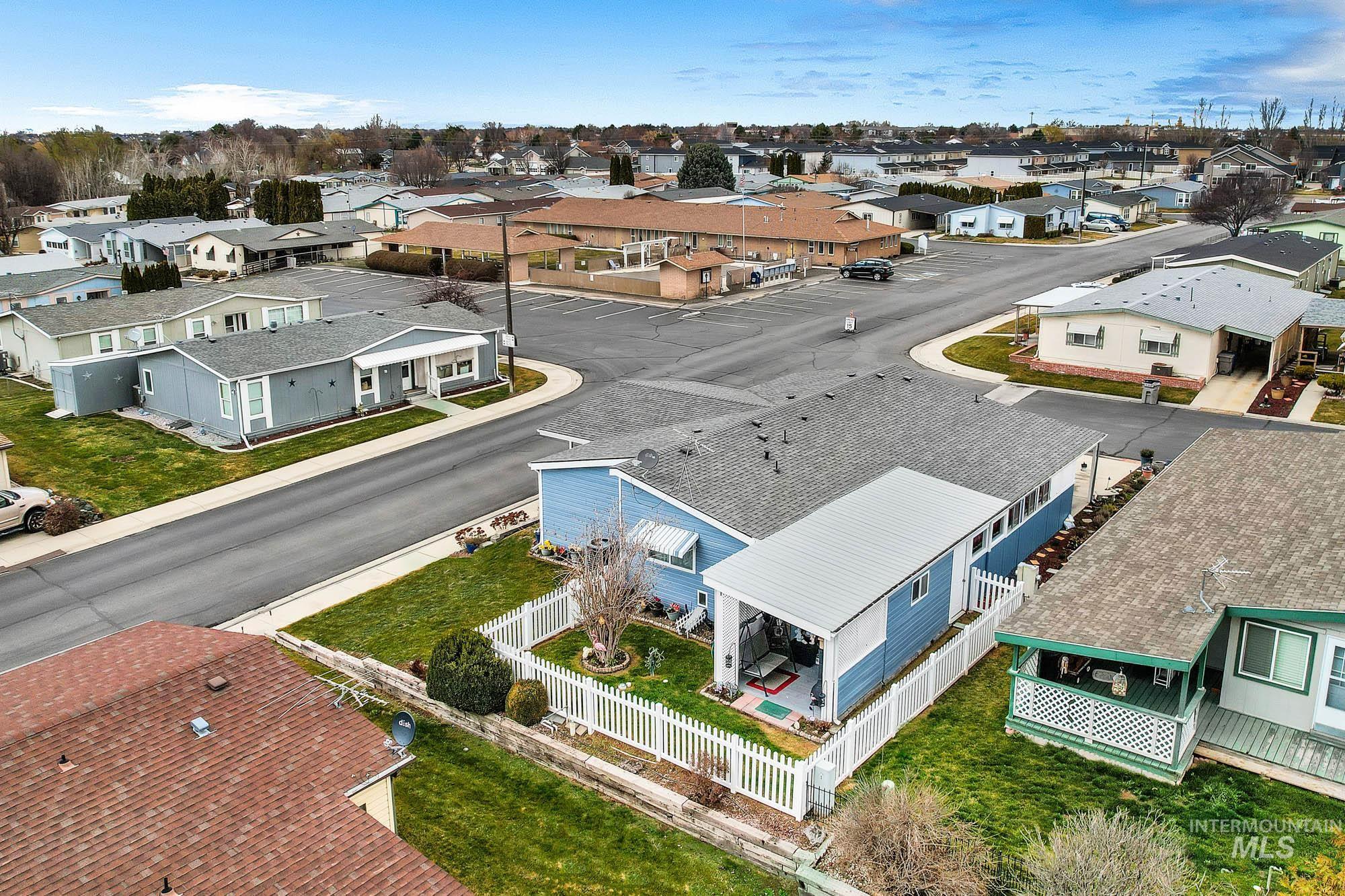 1907 W Flamingo Ave, Nampa, Idaho 83651, 3 Bedrooms, 2 Bathrooms, Residential For Sale, Price $175,000, 98977488