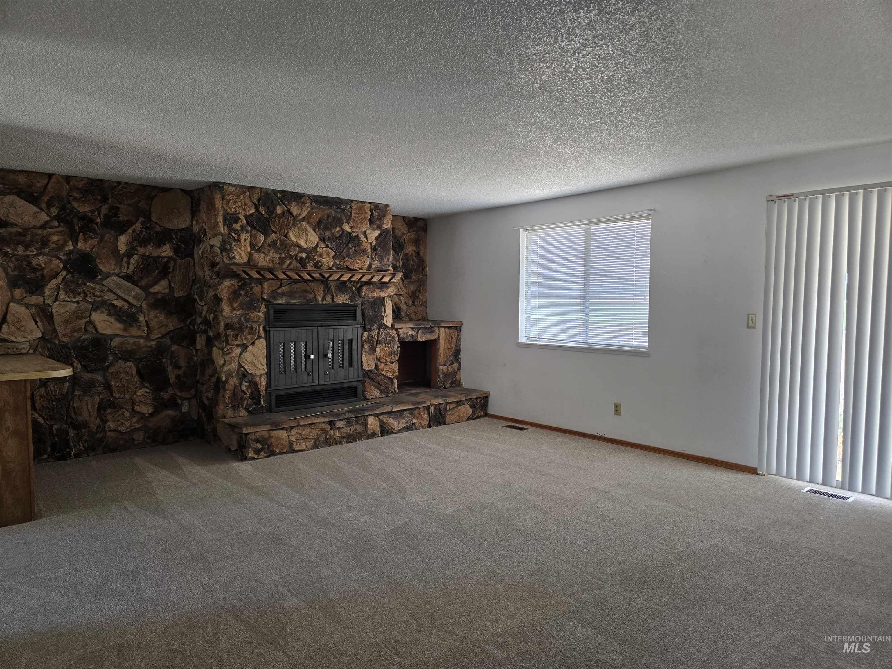 796 Skyhawk Drive, Ontario, Oregon 97914, 3 Bedrooms, 2 Bathrooms, Residential For Sale, Price $264,000,MLS 98977491
