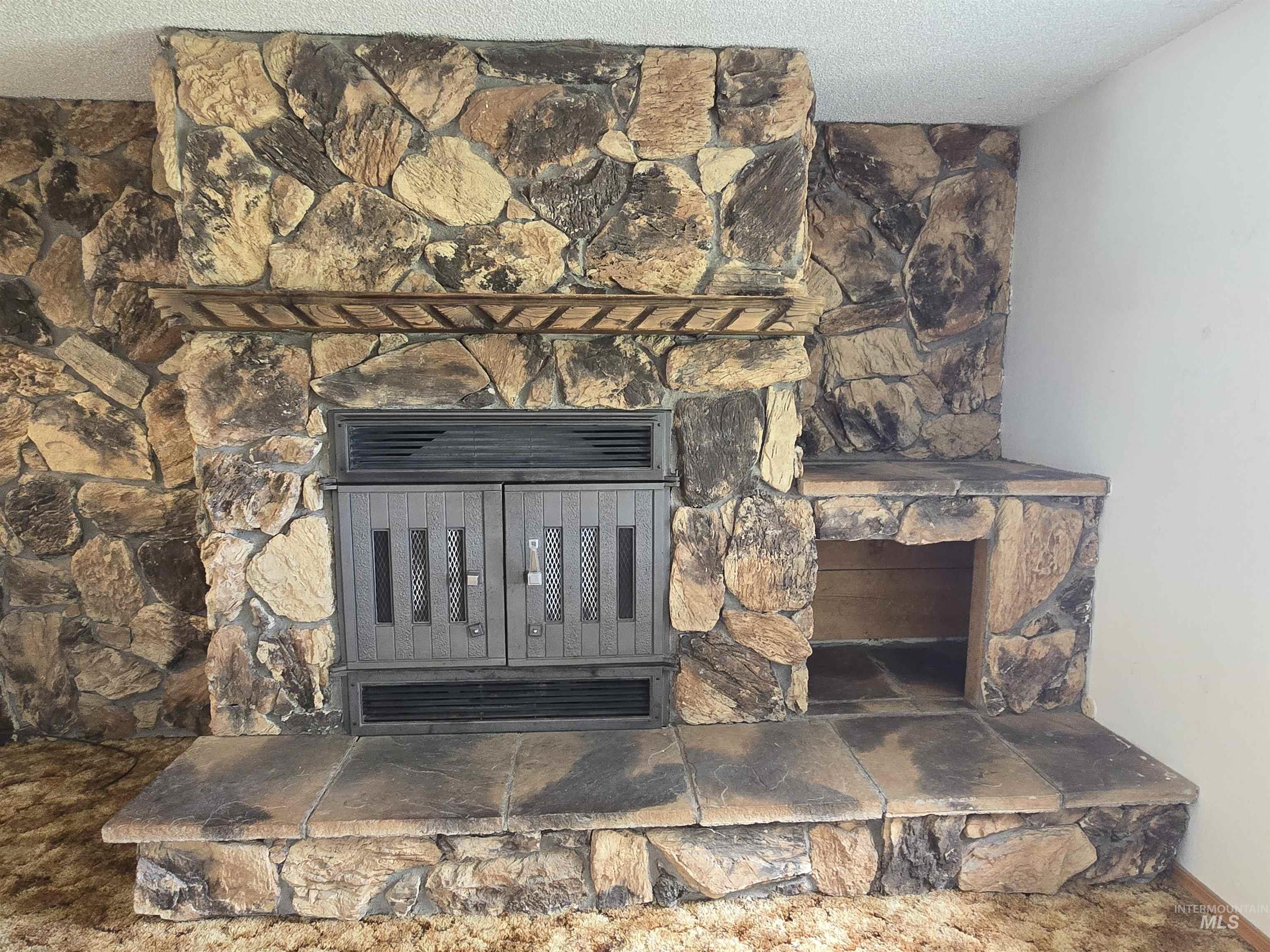 796 Skyhawk Drive, Ontario, Oregon 97914, 3 Bedrooms, 2 Bathrooms, Residential For Sale, Price $265,000,MLS 98977491