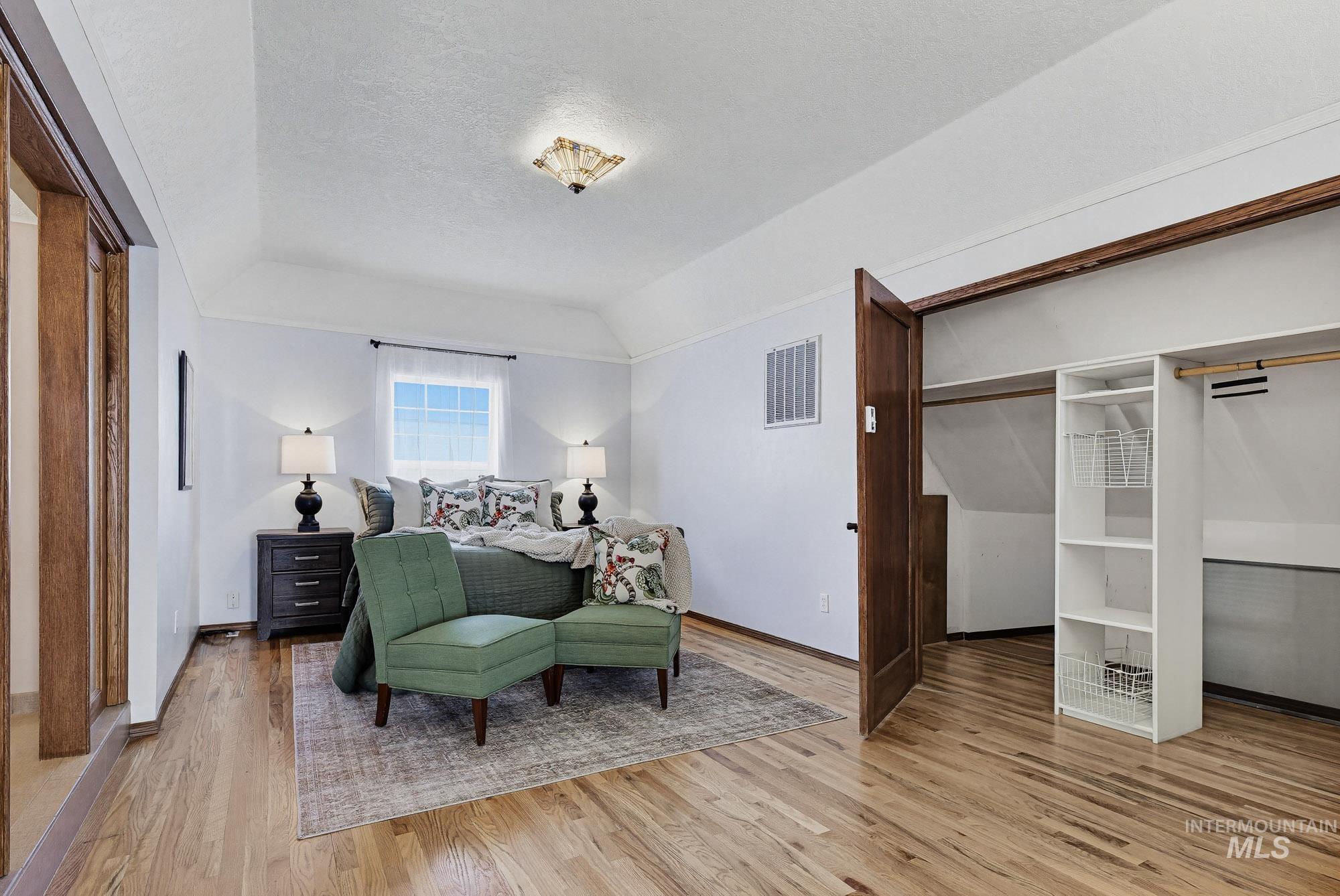 1406 N Harrison Blvd, Boise, Idaho 83702, 4 Bedrooms, 3.5 Bathrooms, Residential For Sale, Price $1,250,000, 98977492