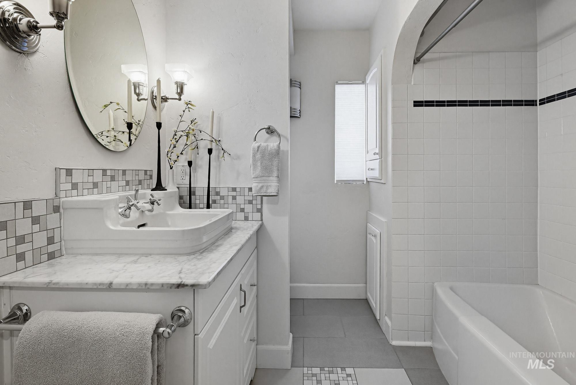 1406 N Harrison Blvd, Boise, Idaho 83702, 4 Bedrooms, 3.5 Bathrooms, Residential For Sale, Price $1,250,000, 98977492