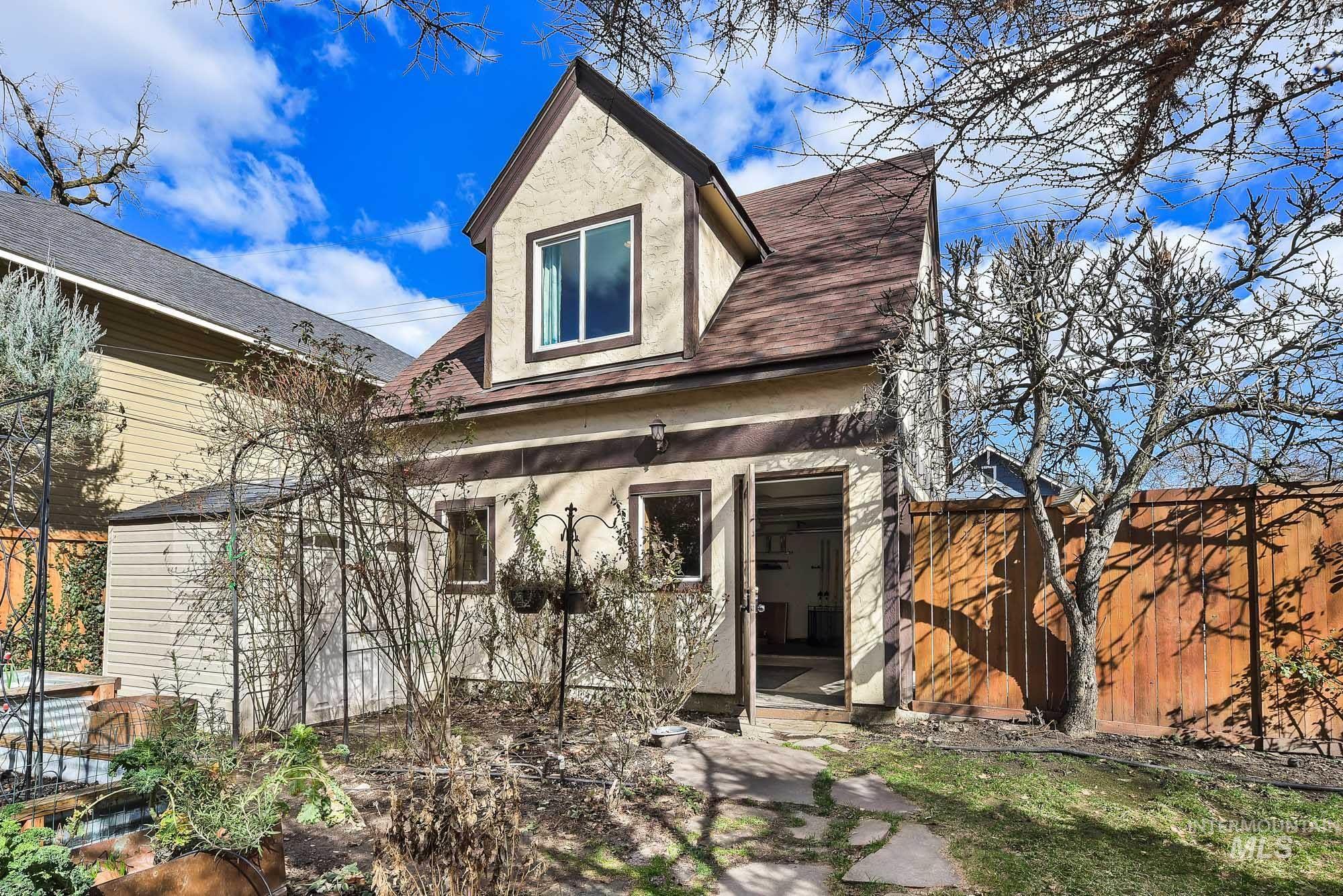 1406 N Harrison Blvd, Boise, Idaho 83702, 4 Bedrooms, 3.5 Bathrooms, Residential For Sale, Price $1,250,000, 98977492