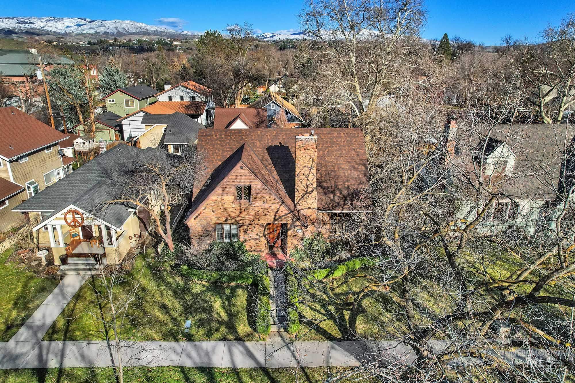 1406 N Harrison Blvd, Boise, Idaho 83702, 4 Bedrooms, 3.5 Bathrooms, Residential For Sale, Price $1,250,000, 98977492