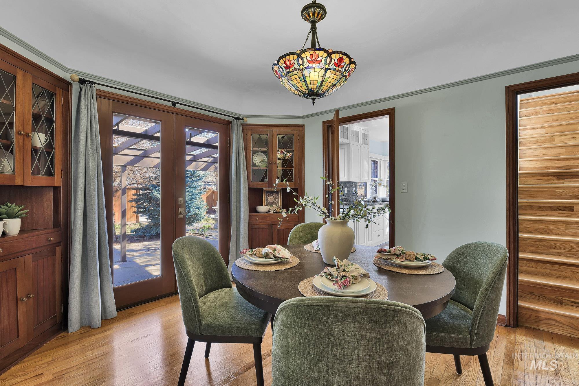 1406 N Harrison Blvd, Boise, Idaho 83702, 4 Bedrooms, 3.5 Bathrooms, Residential For Sale, Price $1,250,000, 98977492