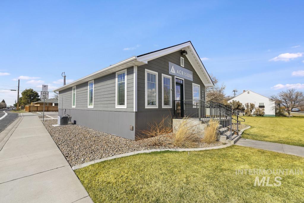 209 Washington St N, Twin Falls, Idaho 83301, Business/Commercial For Sale, Price $26,400,MLS 98977495