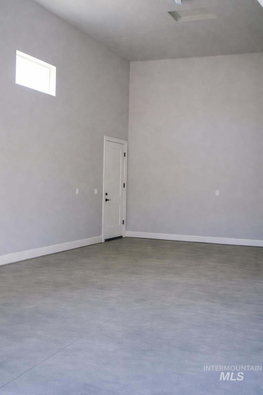 817 N Gracie Avenue, Eagle, Idaho 83616, 3 Bedrooms, 3.5 Bathrooms, Residential For Sale, Price $1,240,000,MLS 98977496