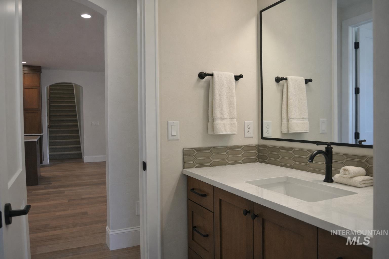 817 N Gracie Avenue, Eagle, Idaho 83616, 3 Bedrooms, 3.5 Bathrooms, Residential For Sale, Price $1,240,000,MLS 98977496