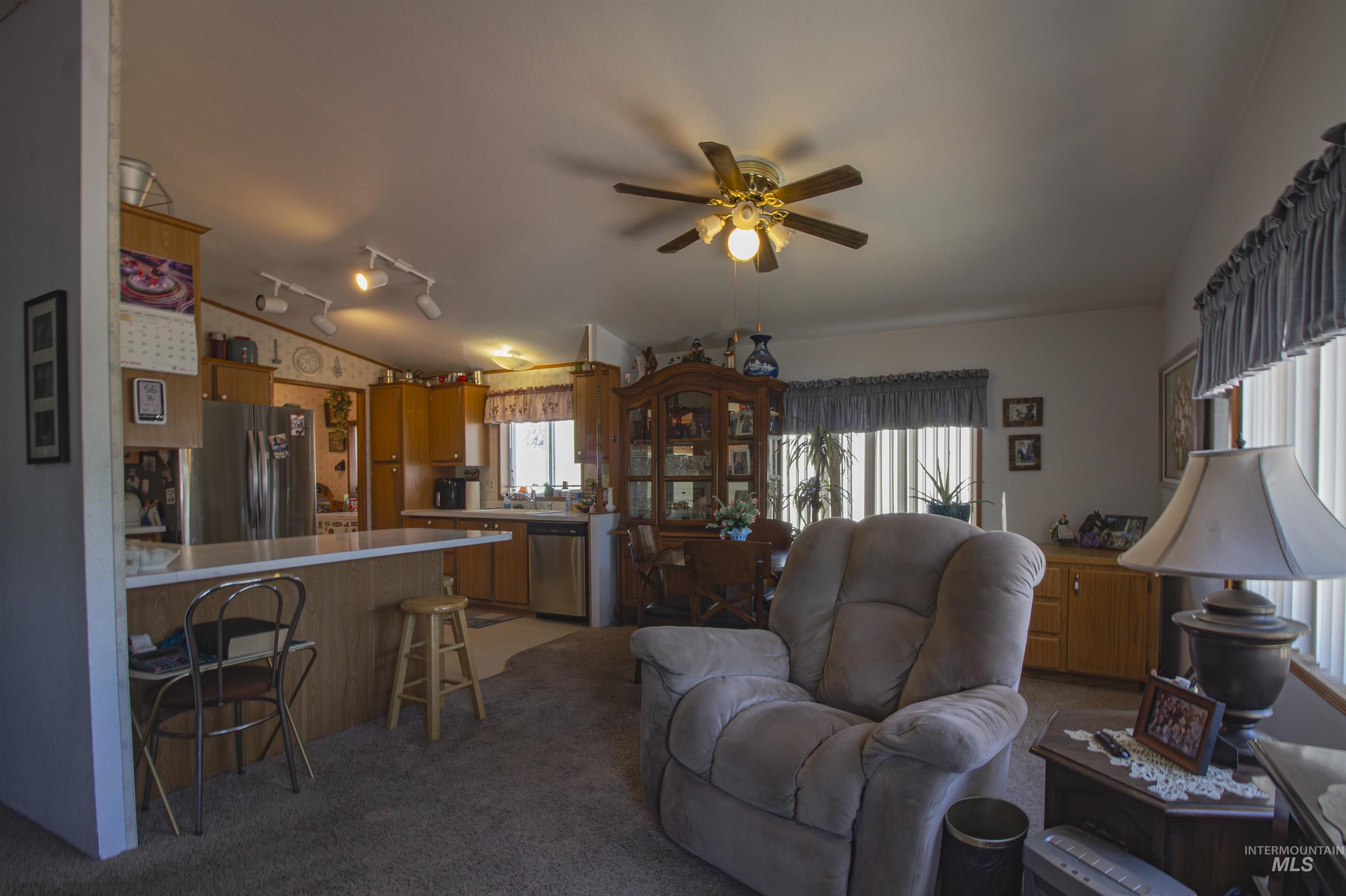 11 Freedom Drive, Ontario, Idaho 97914, 2 Bedrooms, 2 Bathrooms, Residential For Sale, Price $70,000, 98977497