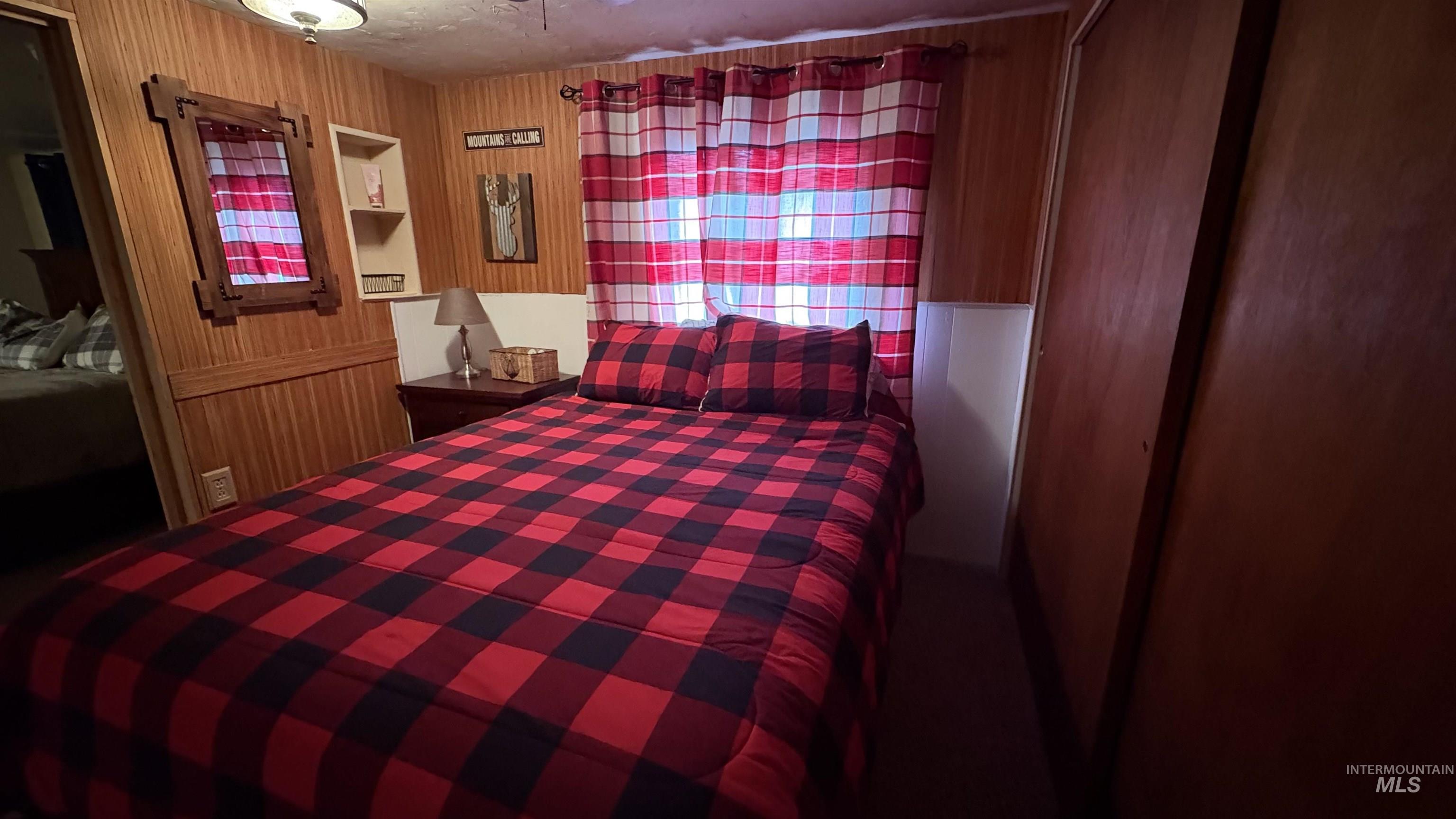 217 Holiday Dr, Garden Valley, Idaho 83622, 3 Bedrooms, 1 Bathroom, Residential For Sale, Price $225,000,MLS 98977499