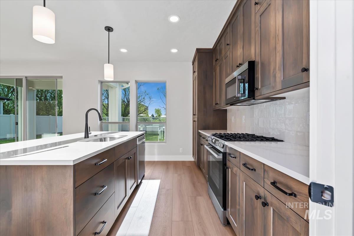 858 S Contusion Ave, Nampa, Idaho 83646, 4 Bedrooms, 2.5 Bathrooms, Residential For Sale, Price $499,880,MLS 98977500