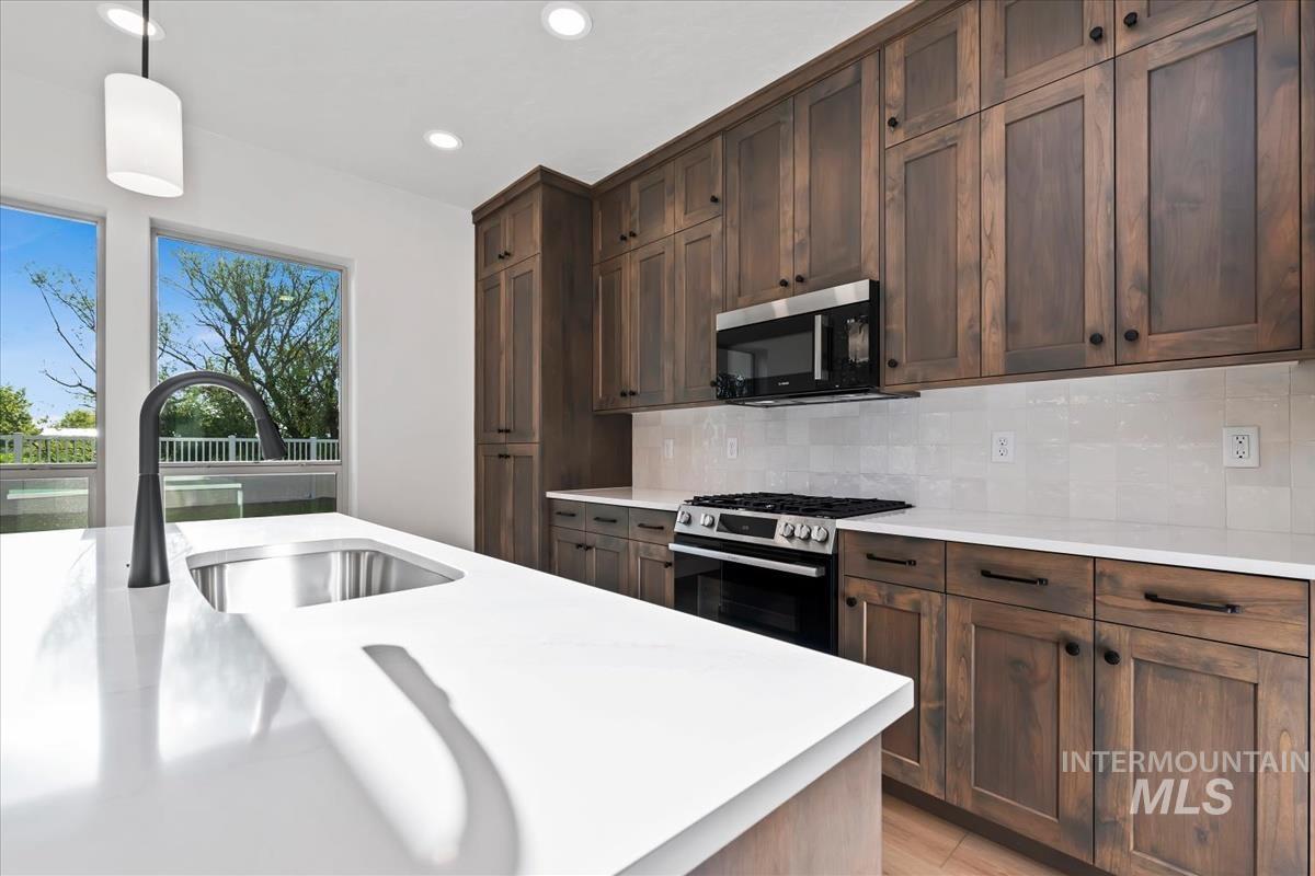 858 S Contusion Ave, Nampa, Idaho 83646, 4 Bedrooms, 2.5 Bathrooms, Residential For Sale, Price $499,880,MLS 98977500