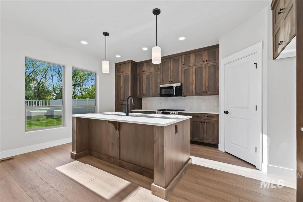 858 S Contusion Ave, Nampa, Idaho 83646, 4 Bedrooms, 2.5 Bathrooms, Residential For Sale, Price $499,880,MLS 98977500