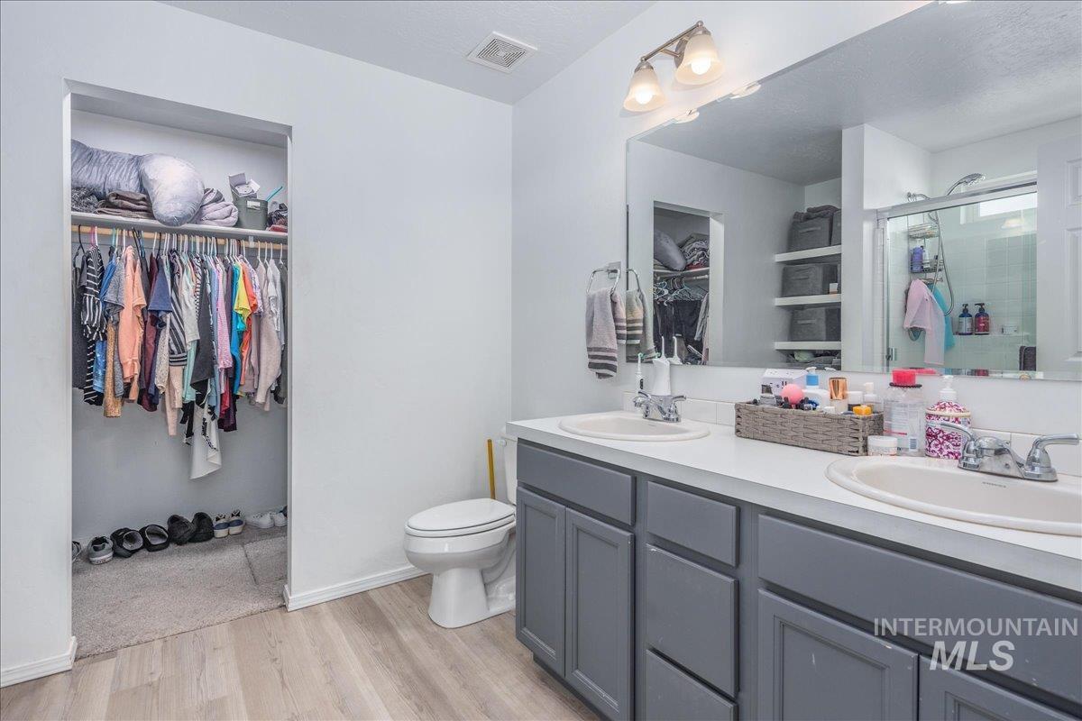 19684 Newell Way, Caldwell, Idaho 83605, 3 Bedrooms, 2 Bathrooms, Residential For Sale, Price $385,000, 98977507