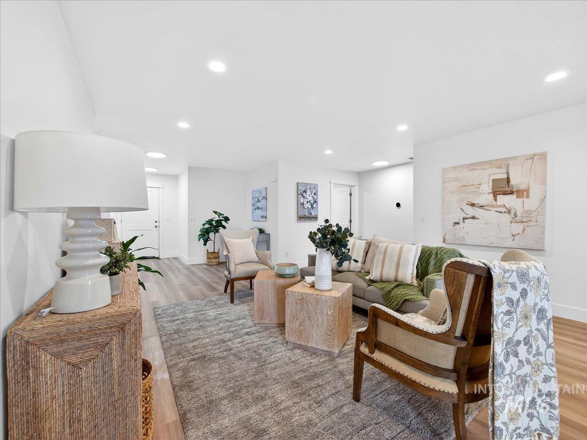 1611 Regency Way, Emmett, Idaho 83617, 3 Bedrooms, 2 Bathrooms, Residential For Sale, Price $419,900, 98977511