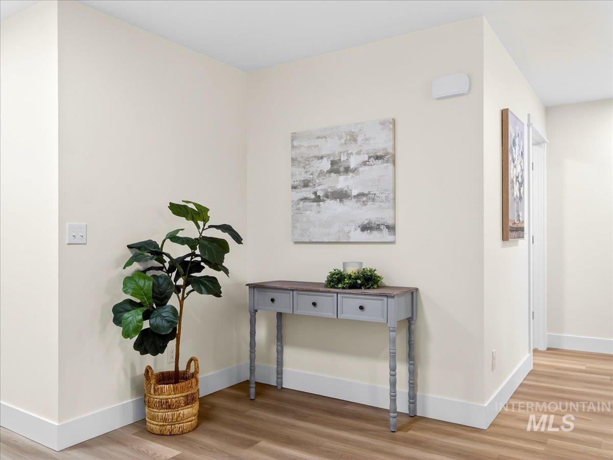 1611 Regency Way, Emmett, Idaho 83617, 3 Bedrooms, 2 Bathrooms, Residential For Sale, Price $419,900, 98977511