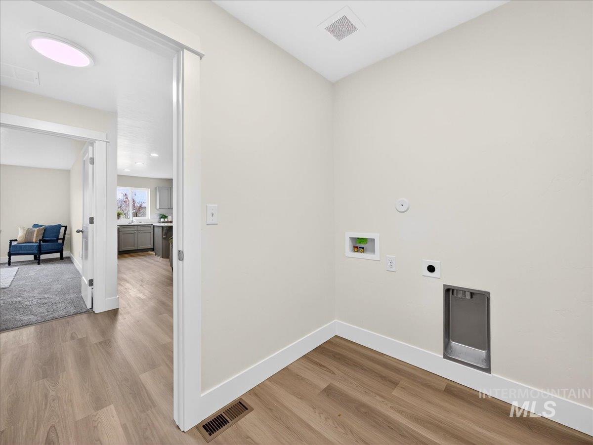 1611 Regency Way, Emmett, Idaho 83617, 3 Bedrooms, 2 Bathrooms, Residential For Sale, Price $419,900, 98977511