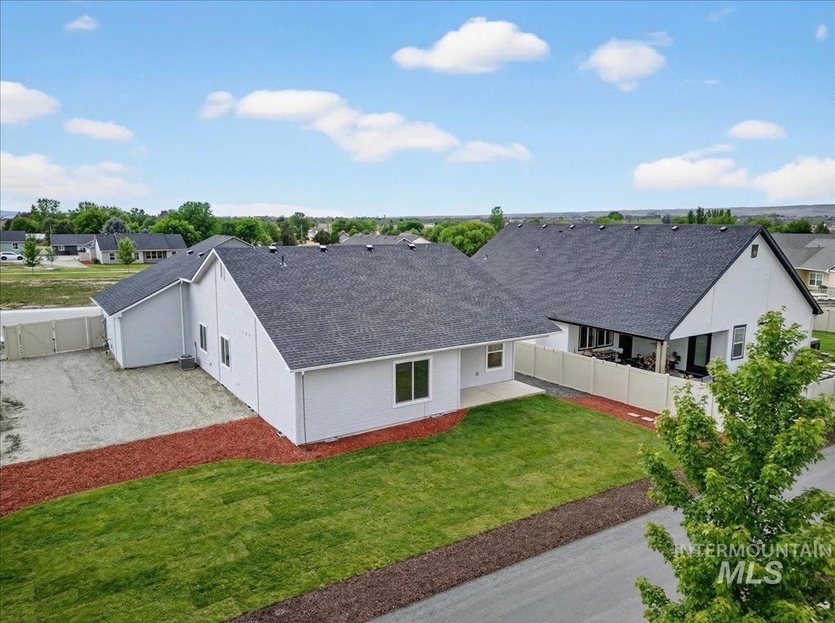 1440 Castle Way, Emmett, Idaho 83617, 3 Bedrooms, 2 Bathrooms, Residential For Sale, Price $423,900, 98977516