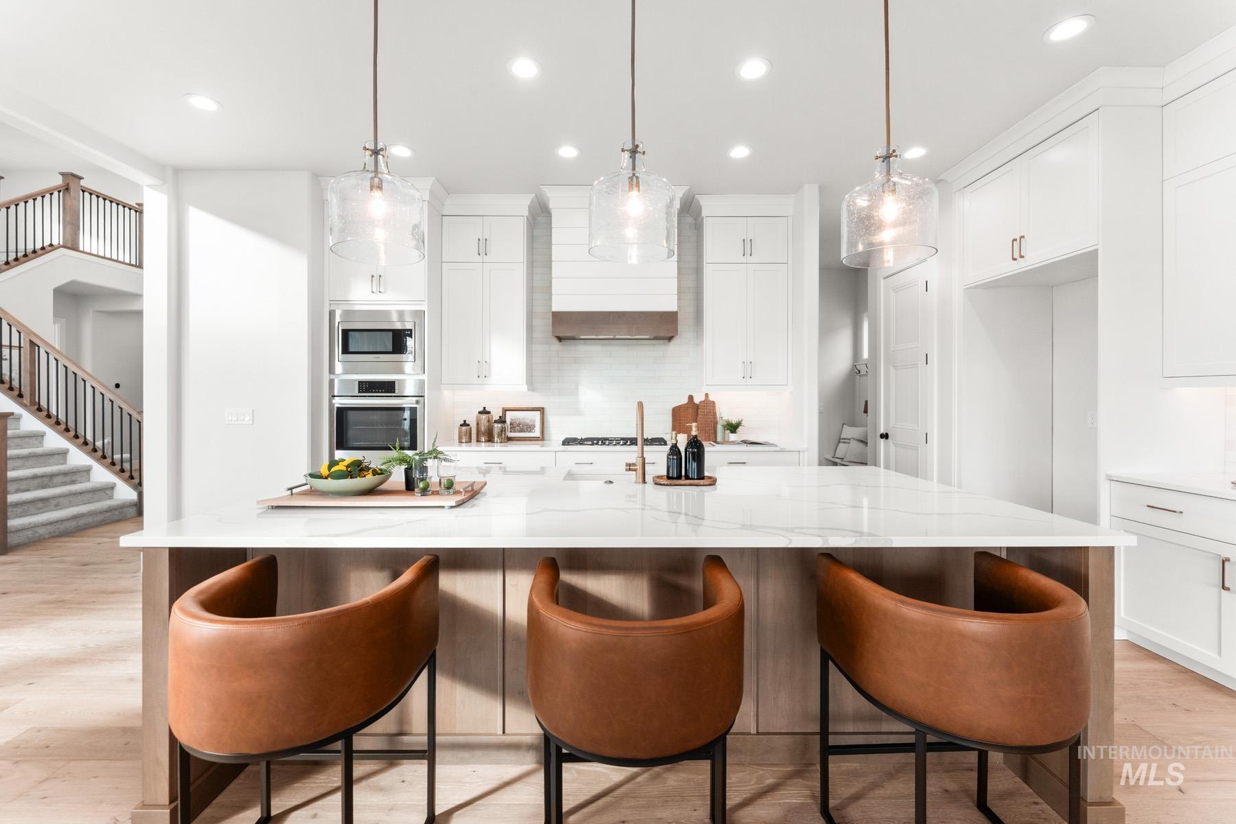 7535 W Diamond Lake Dr, Boise, Idaho 83714, 4 Bedrooms, 4.5 Bathrooms, Residential For Sale, Price $1,209,971, 98977517