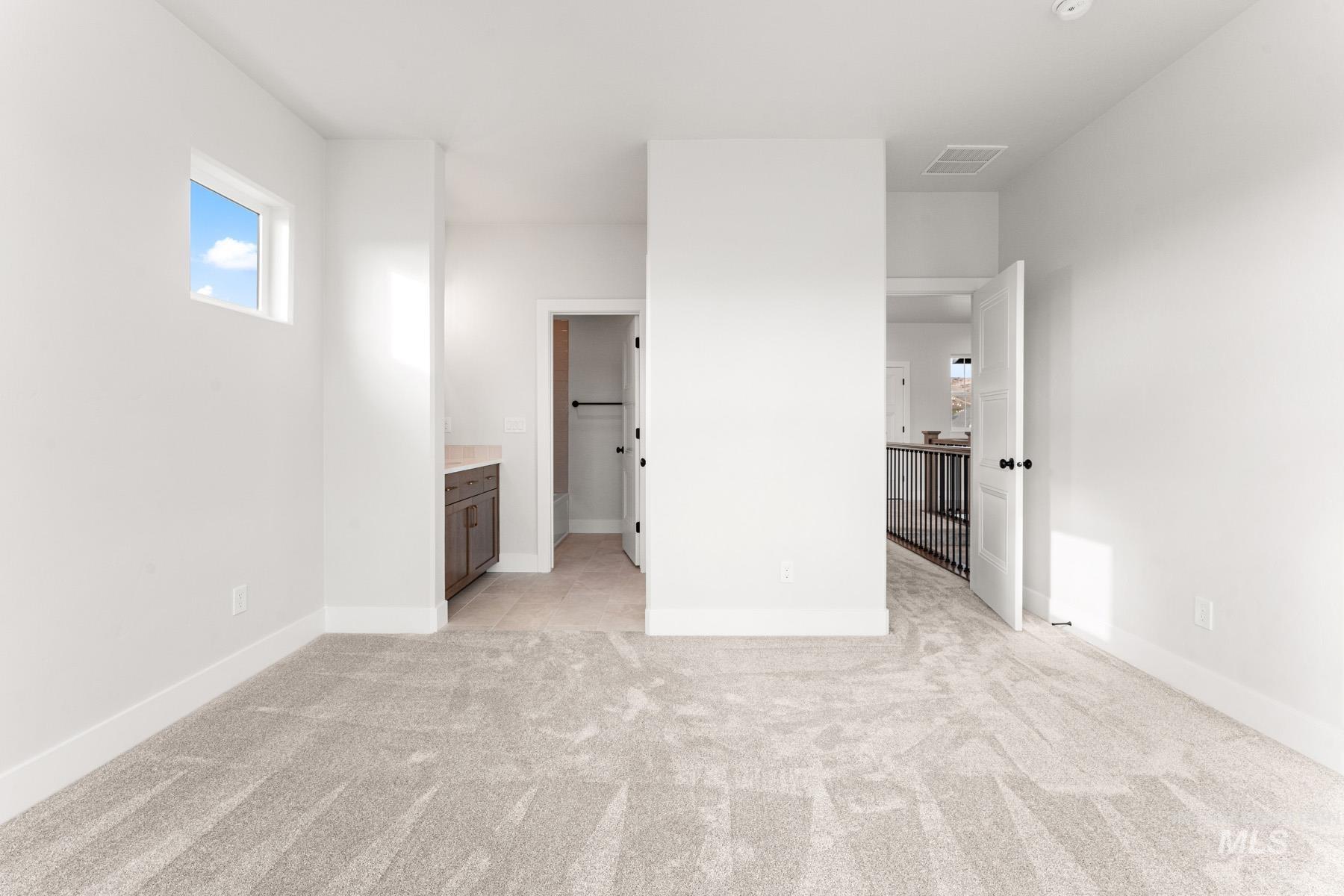 7535 W Diamond Lake Dr, Boise, Idaho 83714, 4 Bedrooms, 4.5 Bathrooms, Residential For Sale, Price $1,209,971, 98977517