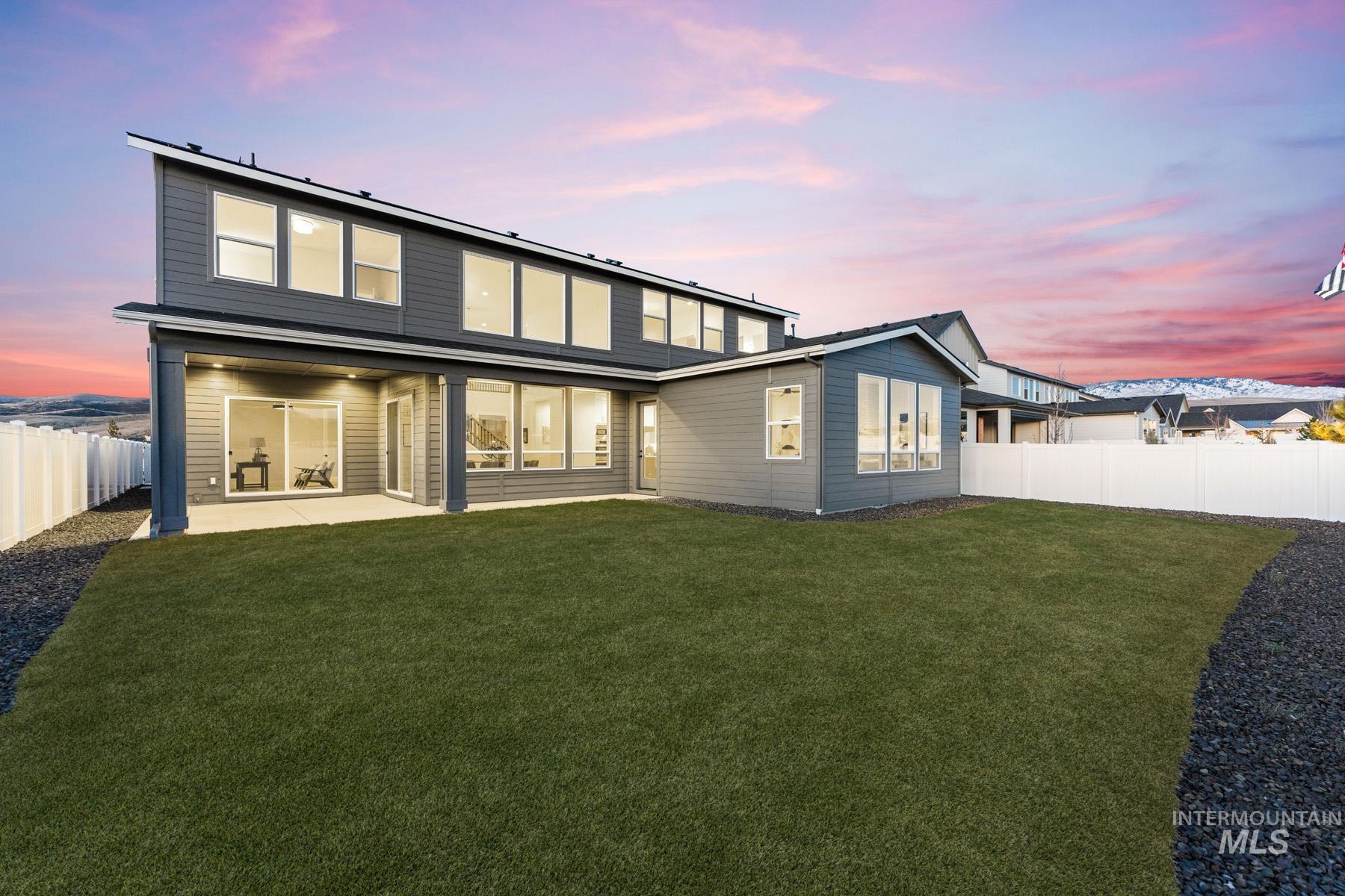 7535 W Diamond Lake Dr, Boise, Idaho 83714, 4 Bedrooms, 4.5 Bathrooms, Residential For Sale, Price $1,209,971, 98977517