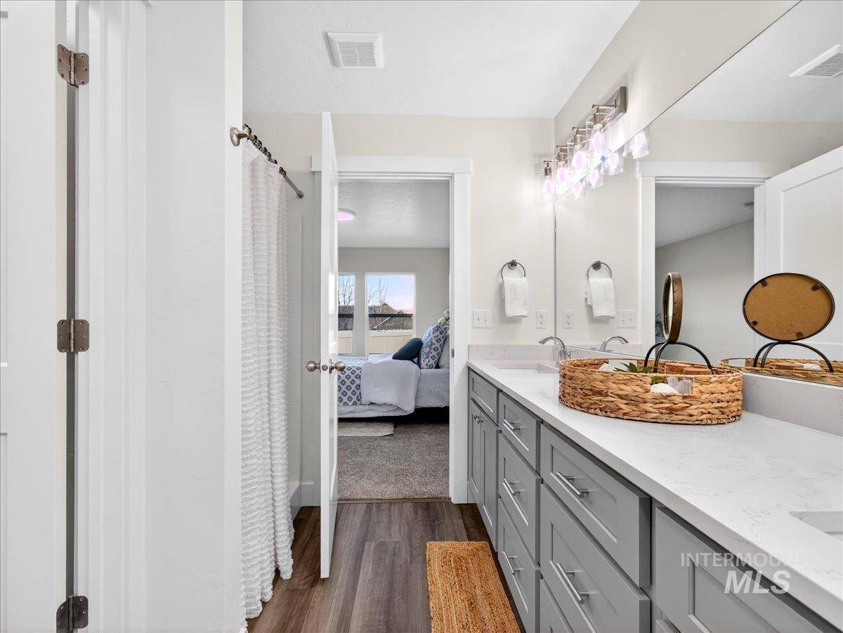 2508 E Crooked Creek Street, Emmett, Idaho 83617, 3 Bedrooms, 2 Bathrooms, Residential For Sale, Price $483,000, 98977518