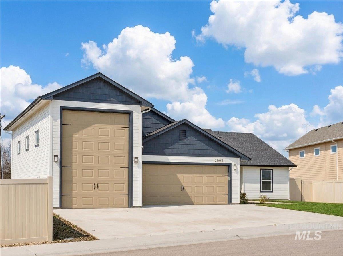 2508 E Crooked Creek Street, Emmett, Idaho 83617, 3 Bedrooms, 2 Bathrooms, Residential For Sale, Price $483,000, 98977518