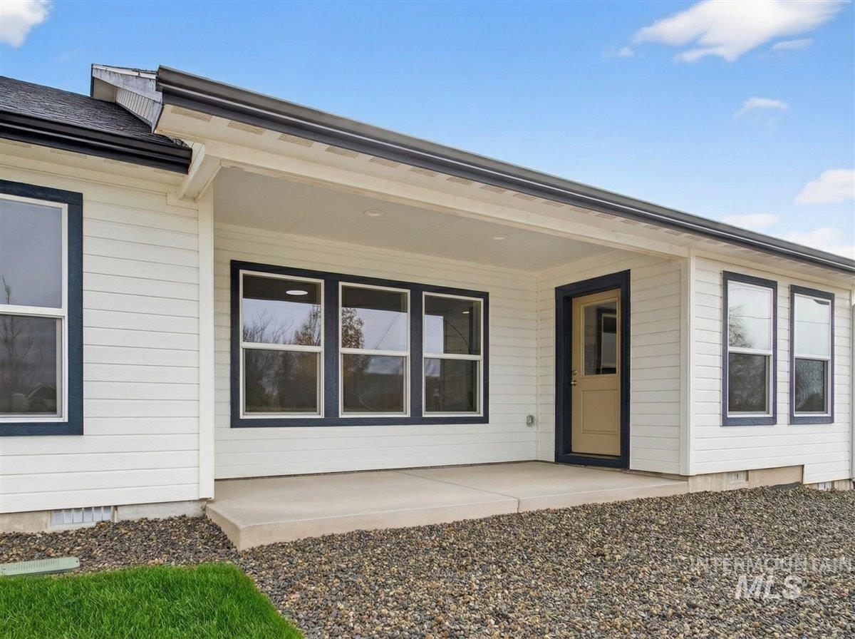 2508 E Crooked Creek Street, Emmett, Idaho 83617, 3 Bedrooms, 2 Bathrooms, Residential For Sale, Price $483,000, 98977518