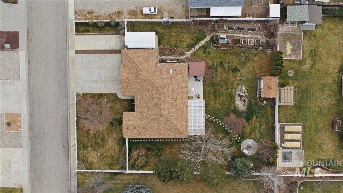 2225 Wildwood Ln, Emmett, Idaho 83617, 3 Bedrooms, 2 Bathrooms, Residential For Sale, Price $545,000,MLS 98977522