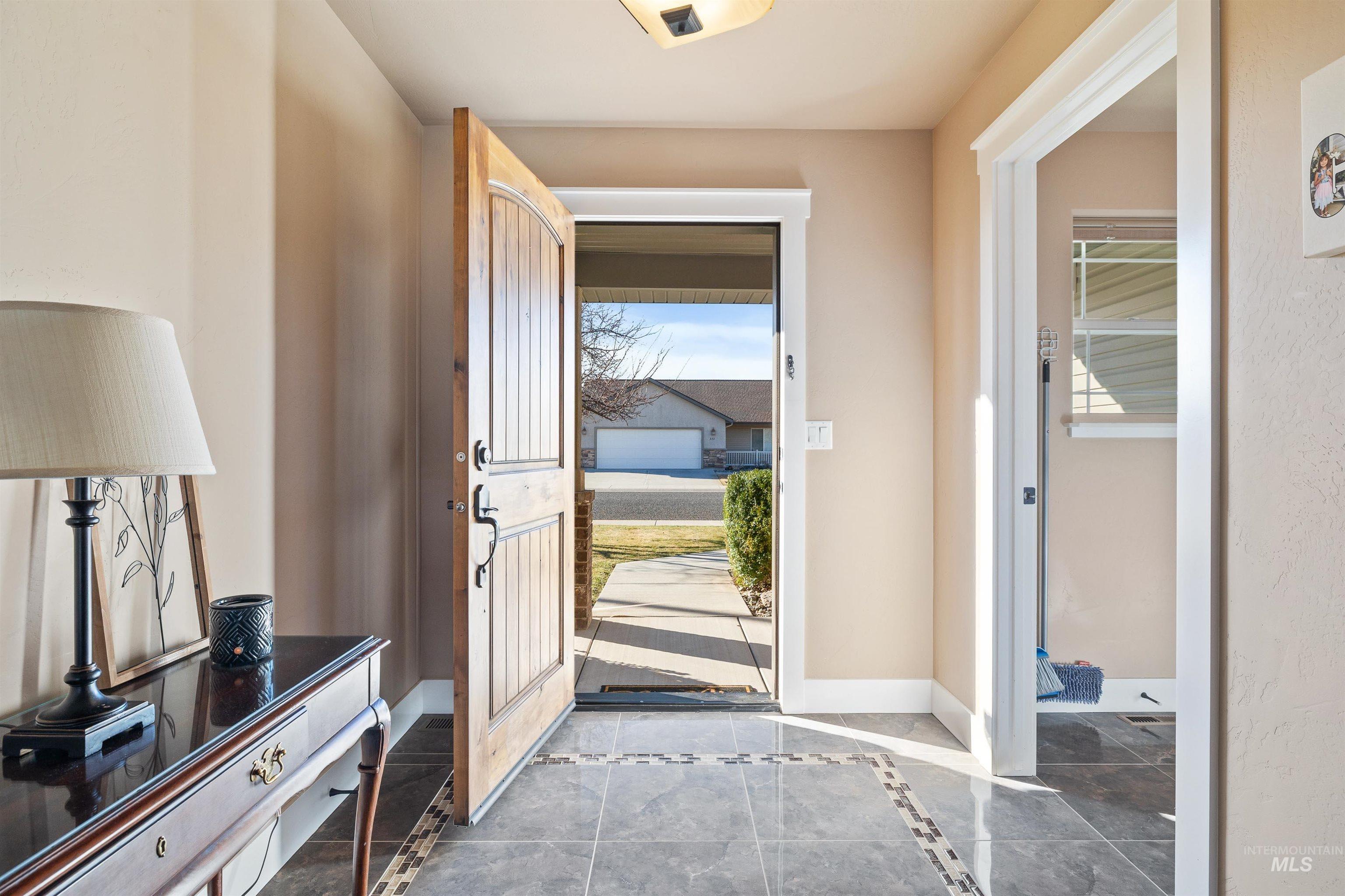 330 Arrowhead Path, Twin Falls, Idaho 83301, 3 Bedrooms, 2 Bathrooms, Residential For Sale, Price $429,900, 98977524