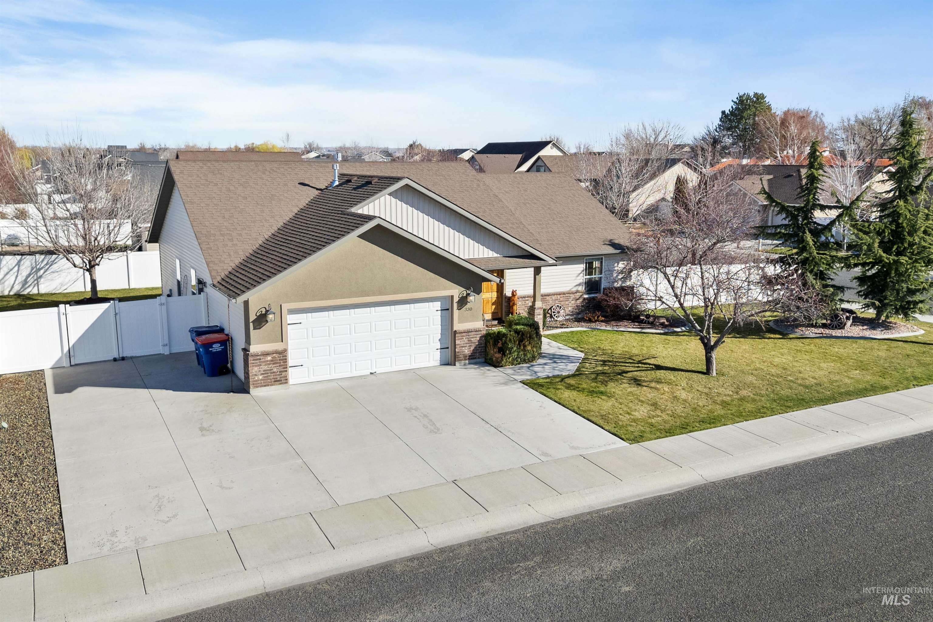 330 Arrowhead Path, Twin Falls, Idaho 83301, 3 Bedrooms, 2 Bathrooms, Residential For Sale, Price $429,900, 98977524