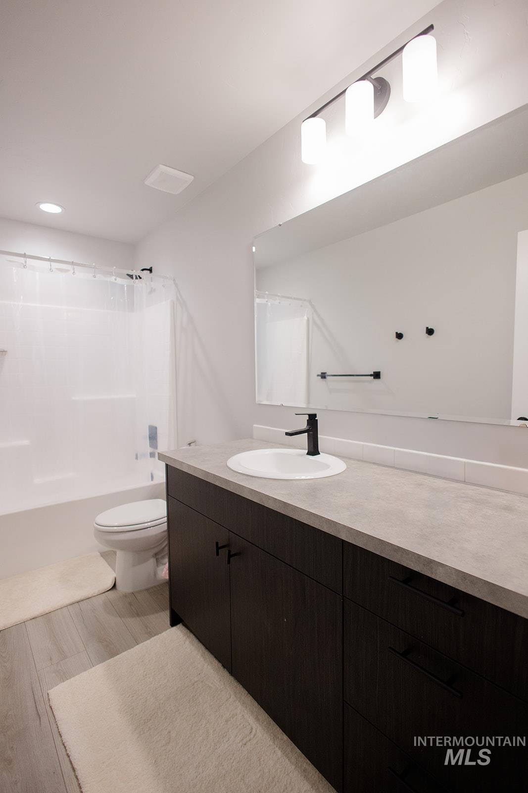 840 Strike Eagle, Mountain Home, Idaho 83647, 4 Bedrooms, 2.5 Bathrooms, Residential For Sale, Price $425,000, 98977529