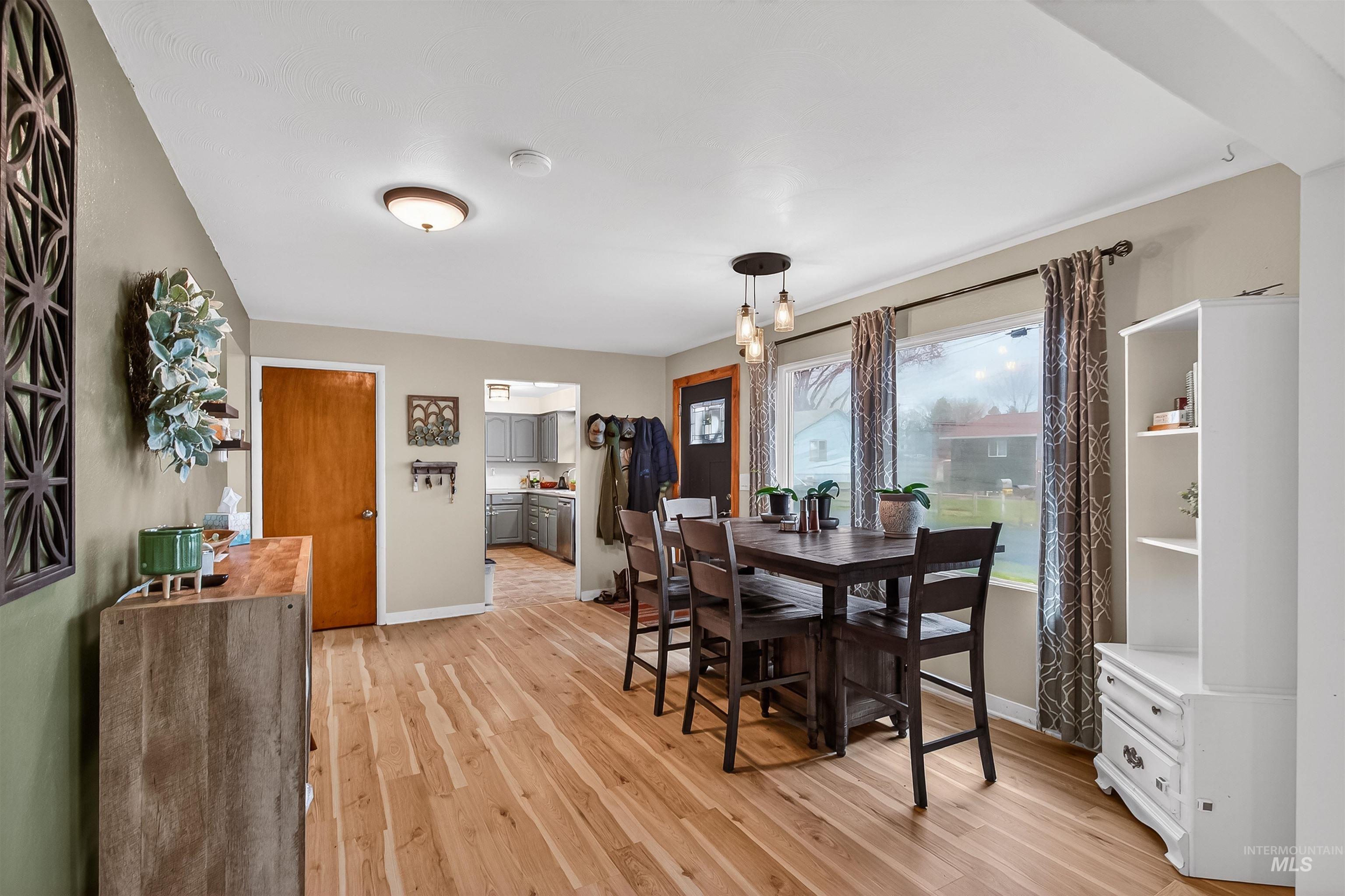 733 Airway Ave., Lewiston, Idaho 83501, 4 Bedrooms, 3 Bathrooms, Residential For Sale, Price $425,000, 98977530