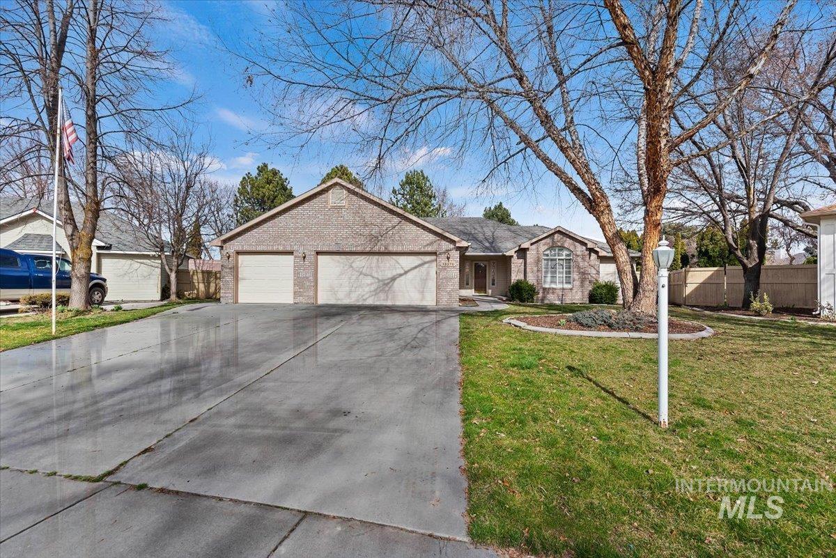 13278 W Bluebell Dr., Boise, Idaho 83713, 4 Bedrooms, 2 Bathrooms, Residential For Sale, Price $509,900,MLS 98977533