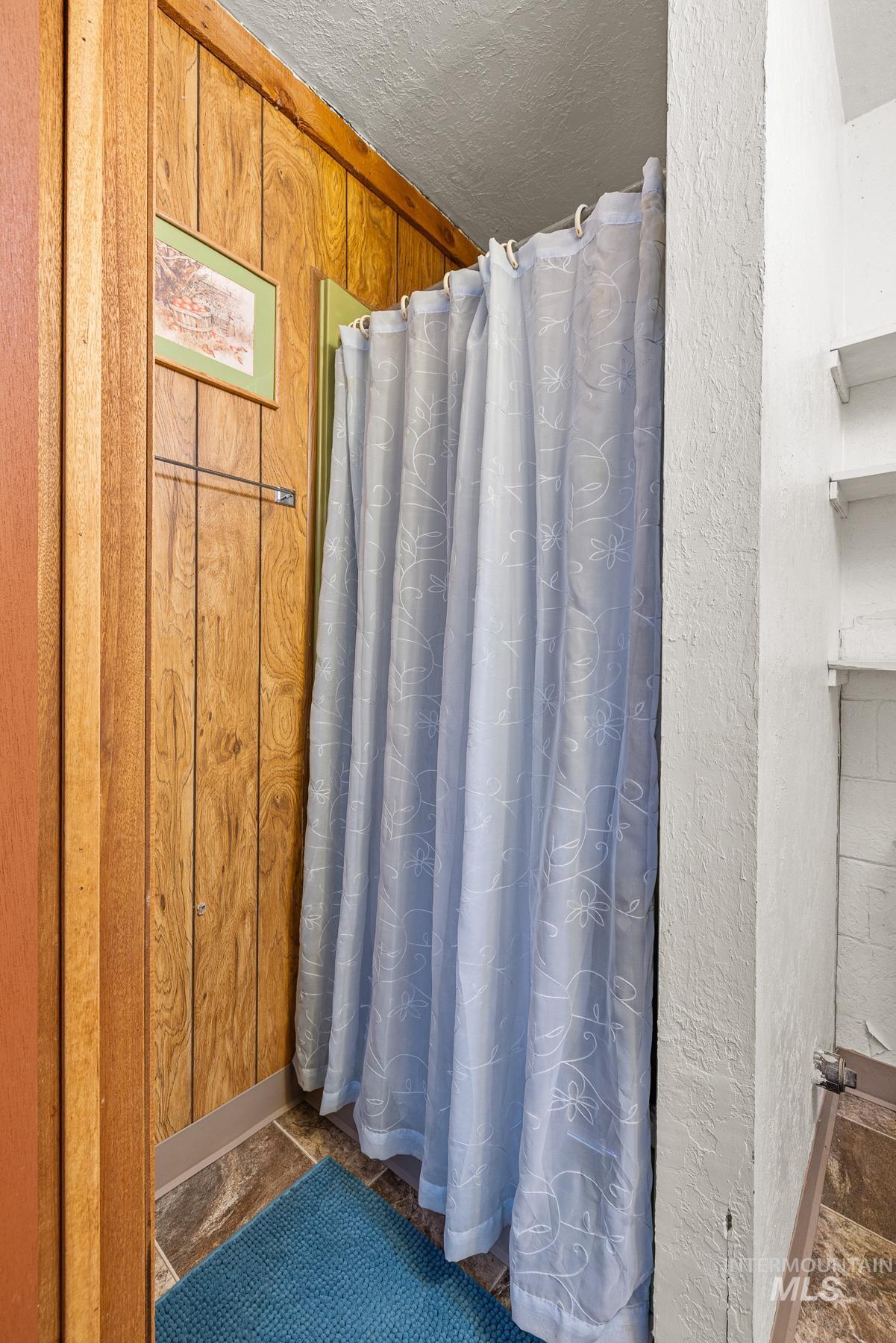 192 Shingle Creek Road, Riggins, Idaho 83549, 15 Bedrooms, 17 Bathrooms, Residential For Sale, Price $1,600,000, 98977535