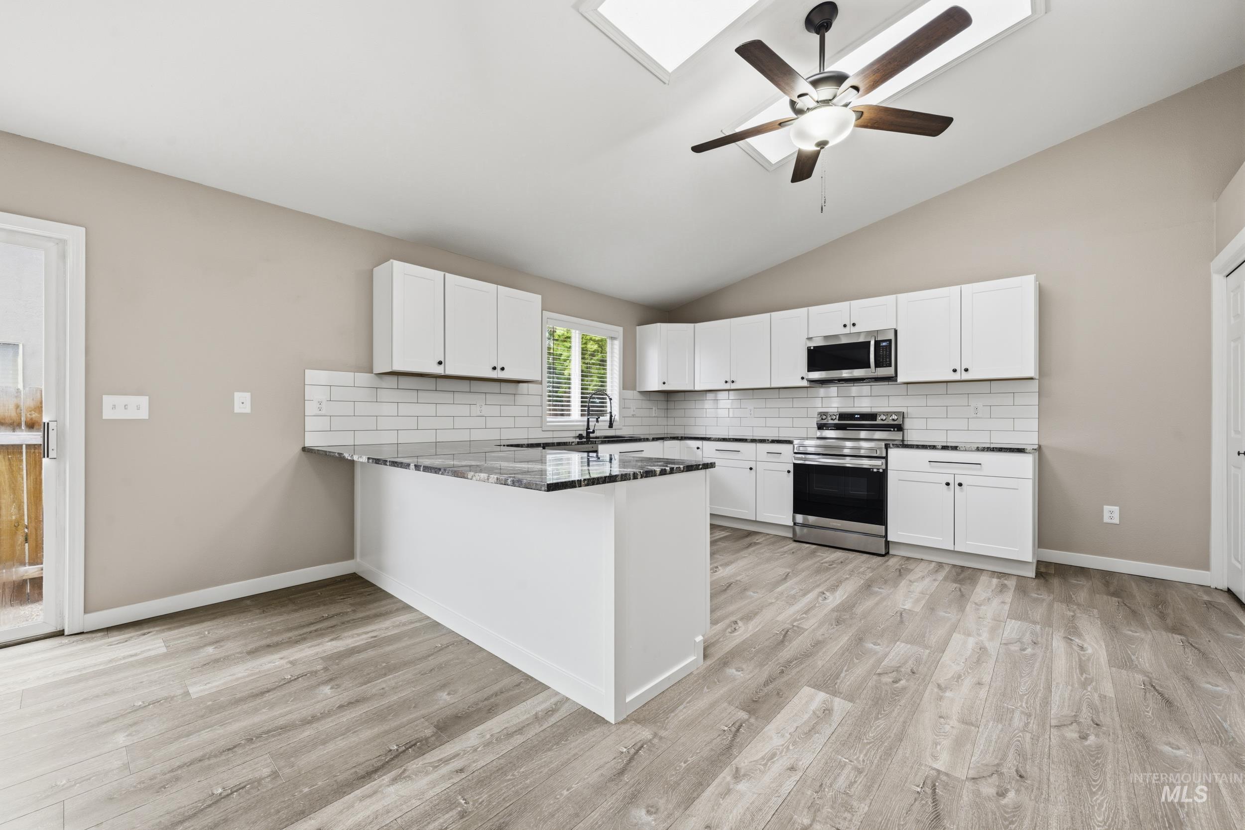 629 Lake Lowell, Nampa, Idaho 83686, 6 Bedrooms, 3.5 Bathrooms, Residential For Sale, Price $494,900,MLS 98977539