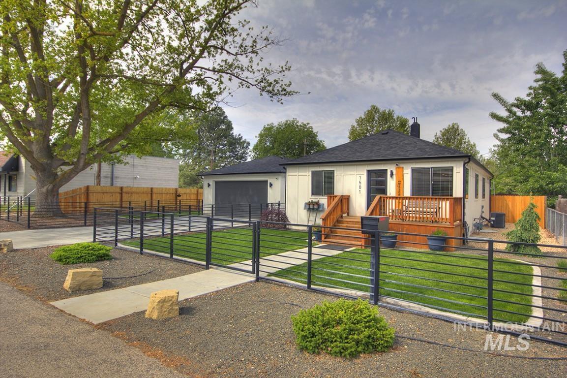 1501 S Hervey St, Boise, Idaho 83705, 4 Bedrooms, 3 Bathrooms, Residential For Sale, Price $689,900,MLS 98977541