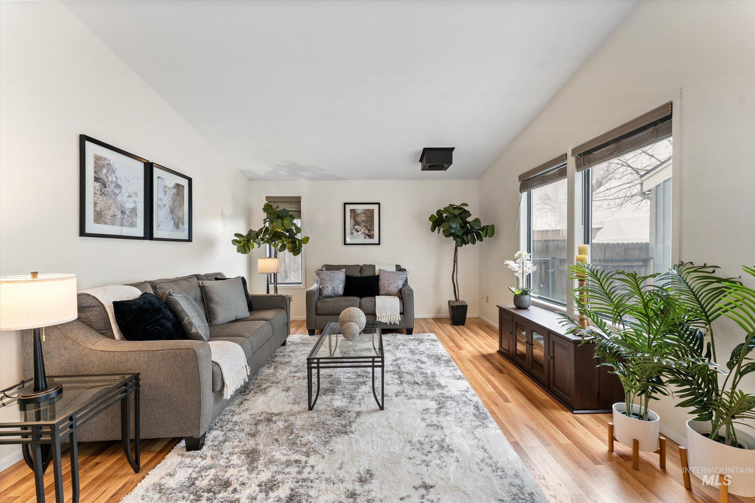 2490 N Westminster Ln, Boise, Idaho 83704, 4 Bedrooms, 3 Bathrooms, Residential For Sale, Price $379,000,MLS 98977546