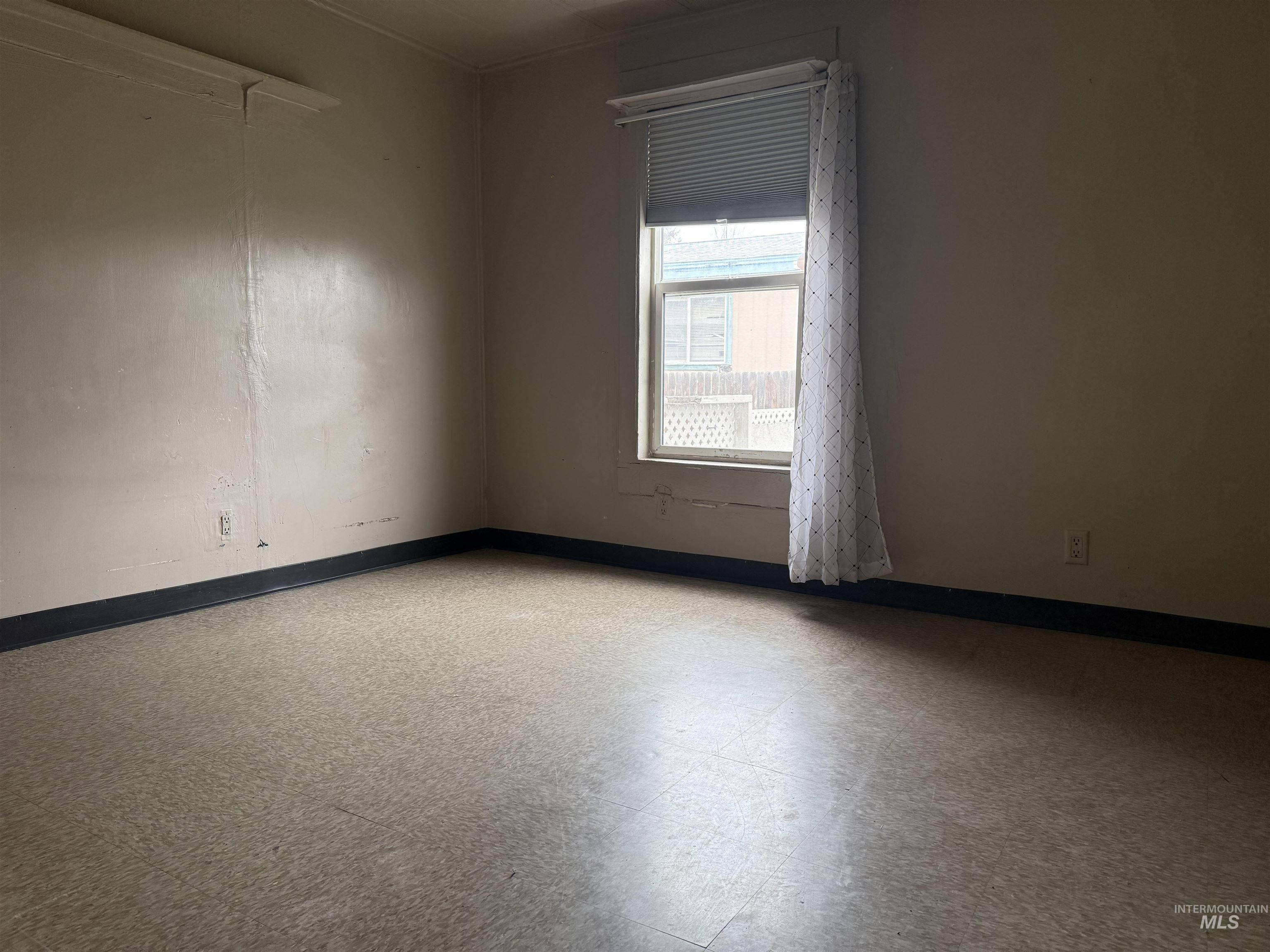 711 4th Ave N #28, Nampa, Idaho 83687, 2 Bedrooms, 1 Bathroom, Residential For Sale, Price $59,000,MLS 98977549