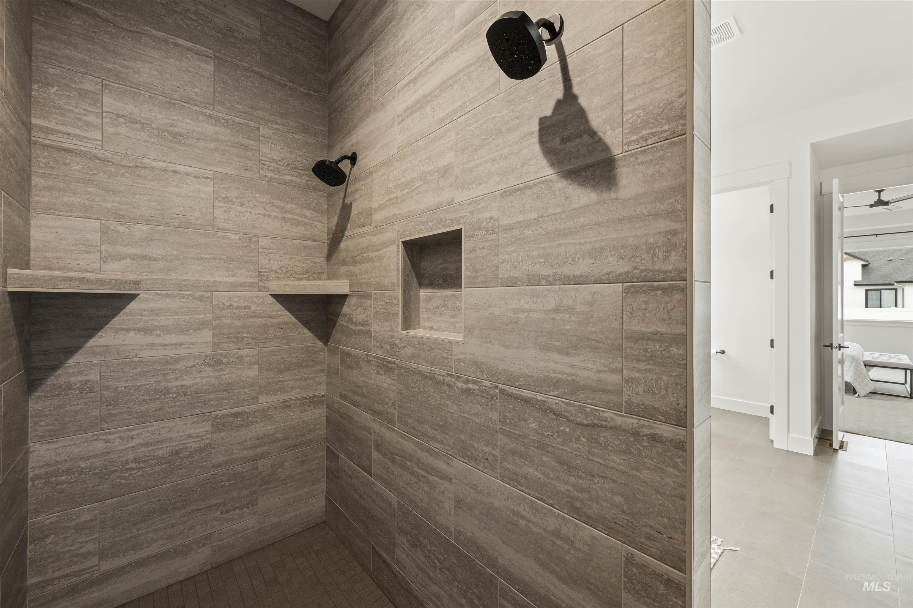 2941 N Staghaven Ave, Star, Idaho 83669-1007, 4 Bedrooms, 4.5 Bathrooms, Residential For Sale, Price $1,200,000, 98977551