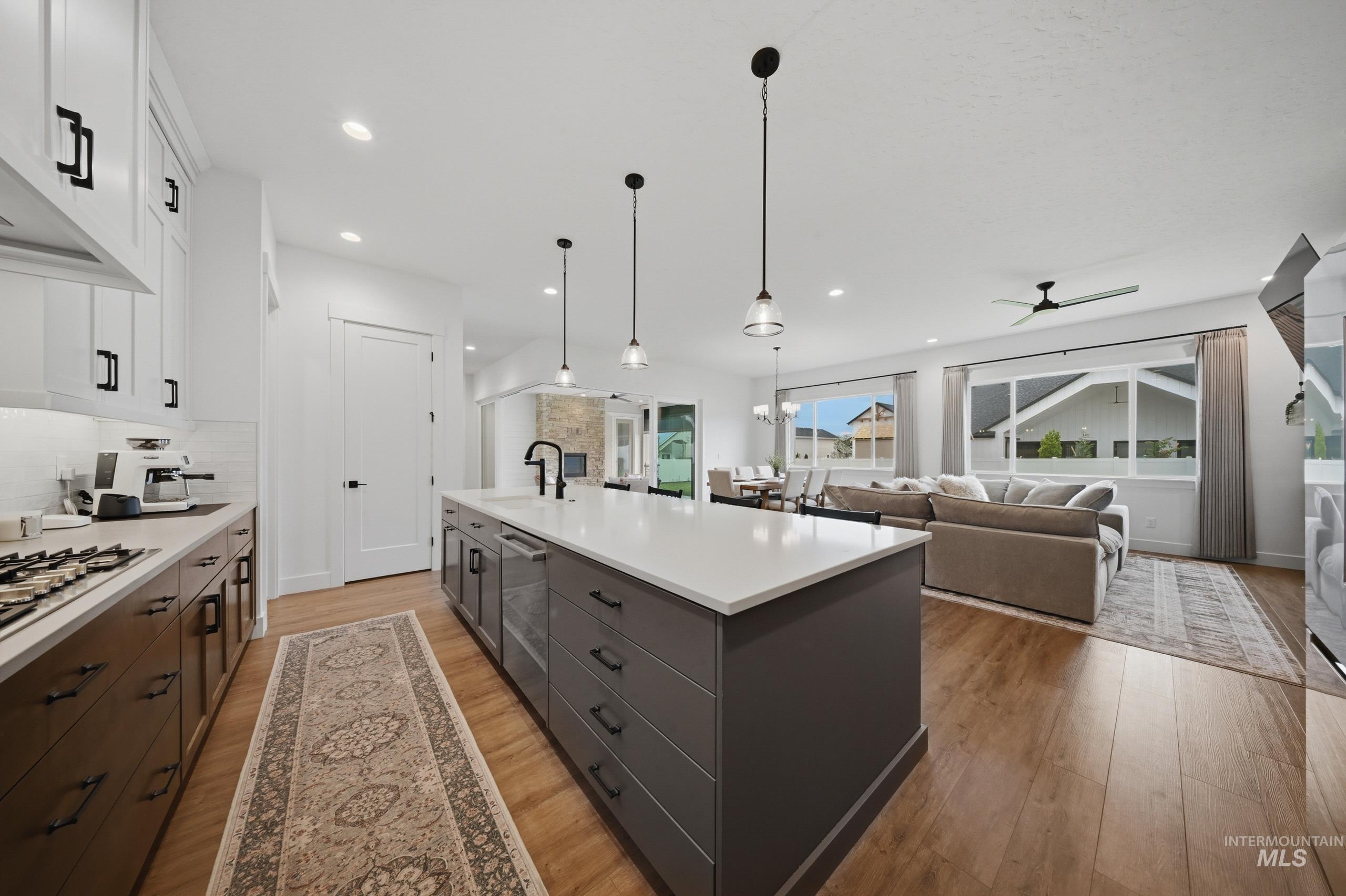 2941 N Staghaven Ave, Star, Idaho 83669-1007, 4 Bedrooms, 4.5 Bathrooms, Residential For Sale, Price $1,145,000, 98977551