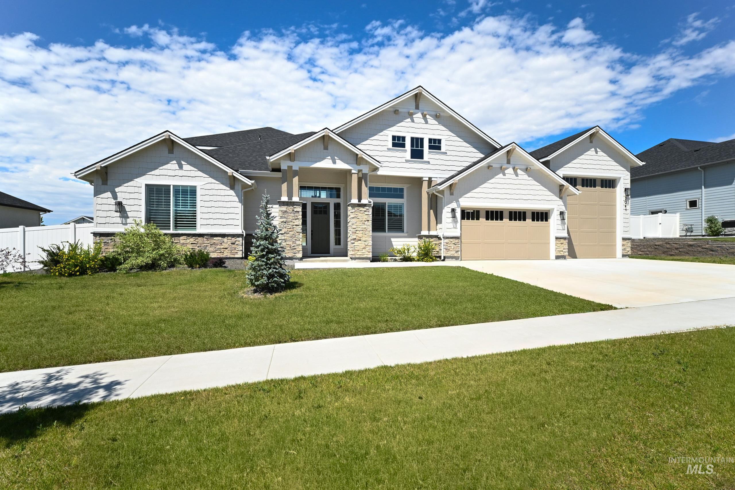 2941 N Staghaven Ave, Star, Idaho 83669-1007, 4 Bedrooms, 4.5 Bathrooms, Residential For Sale, Price $1,145,000, 98977551