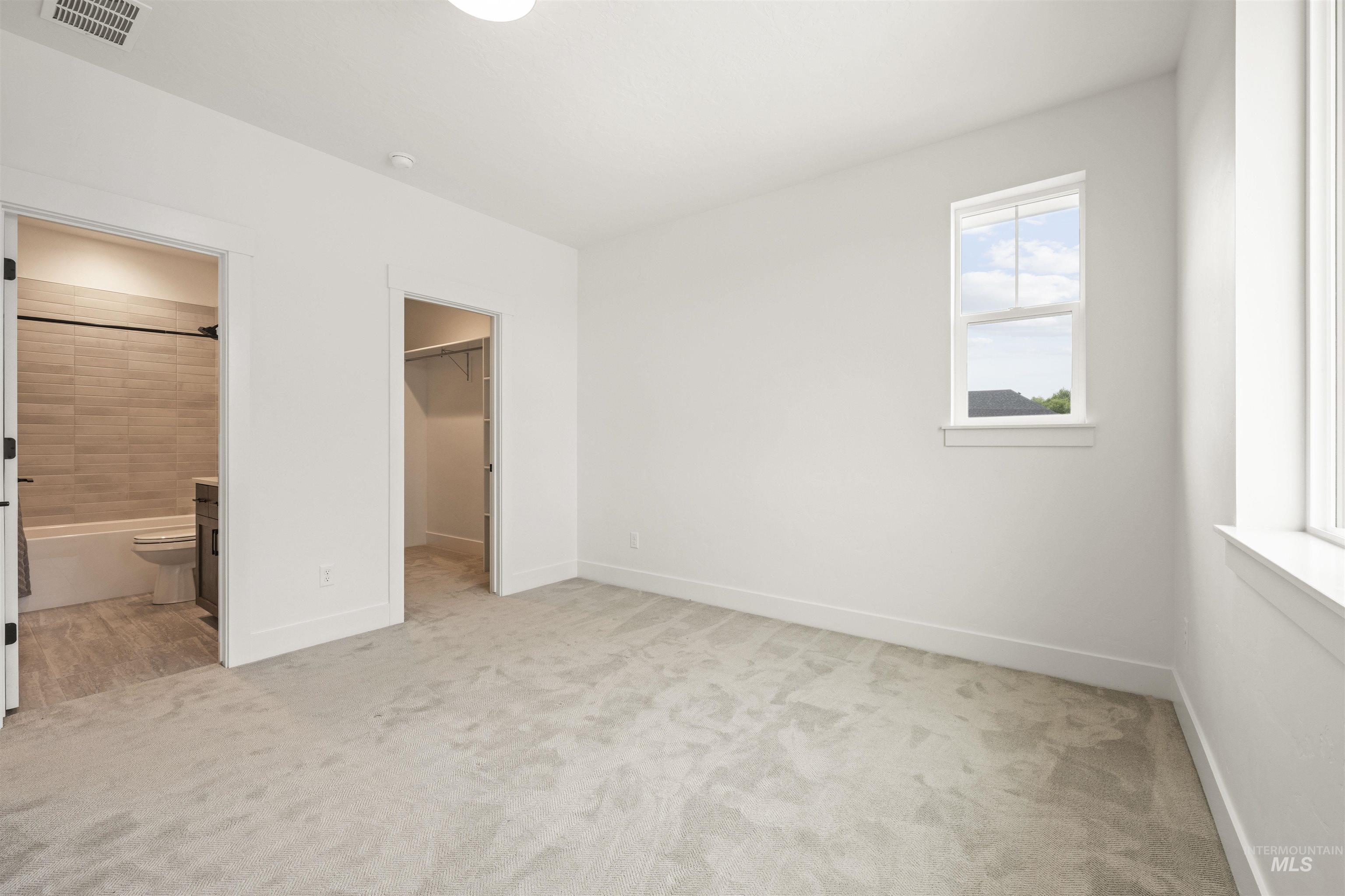 2941 N Staghaven Ave, Star, Idaho 83669-1007, 4 Bedrooms, 4.5 Bathrooms, Residential For Sale, Price $1,200,000, 98977551