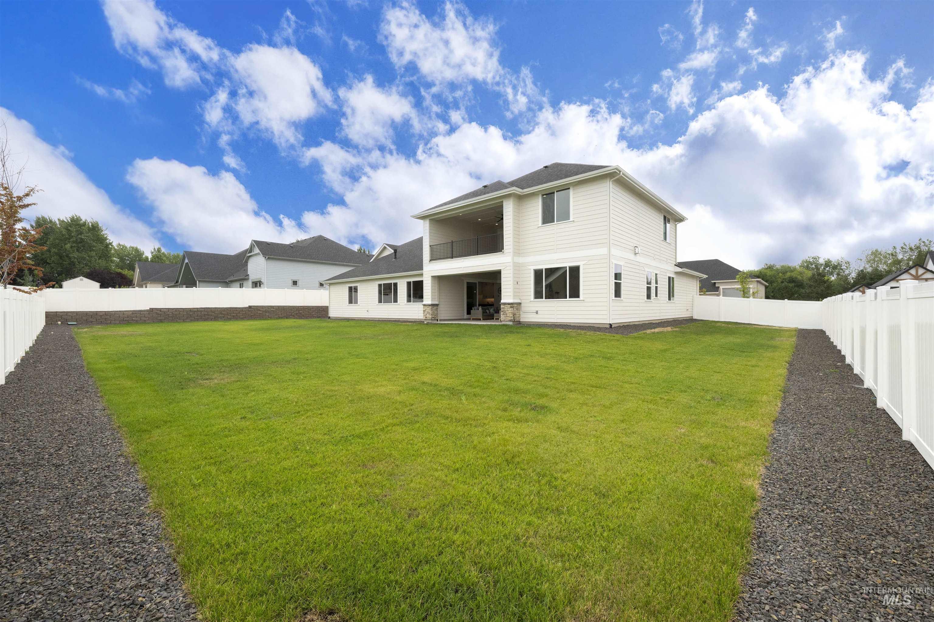 2941 N Staghaven Ave, Star, Idaho 83669-1007, 4 Bedrooms, 4.5 Bathrooms, Residential For Sale, Price $1,145,888,MLS 98977551