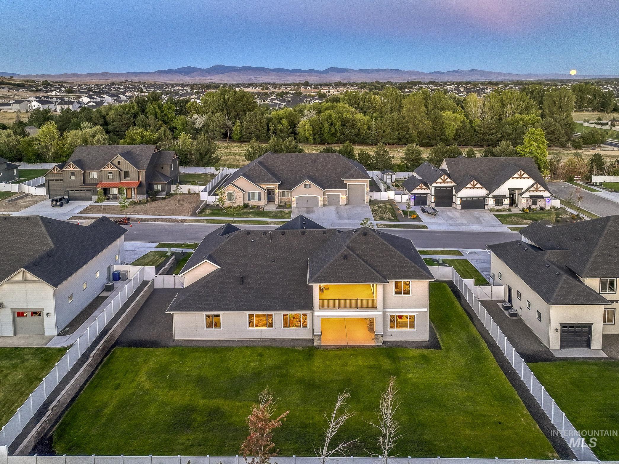 2941 N Staghaven Ave, Star, Idaho 83669-1007, 4 Bedrooms, 4.5 Bathrooms, Residential For Sale, Price $1,200,000, 98977551