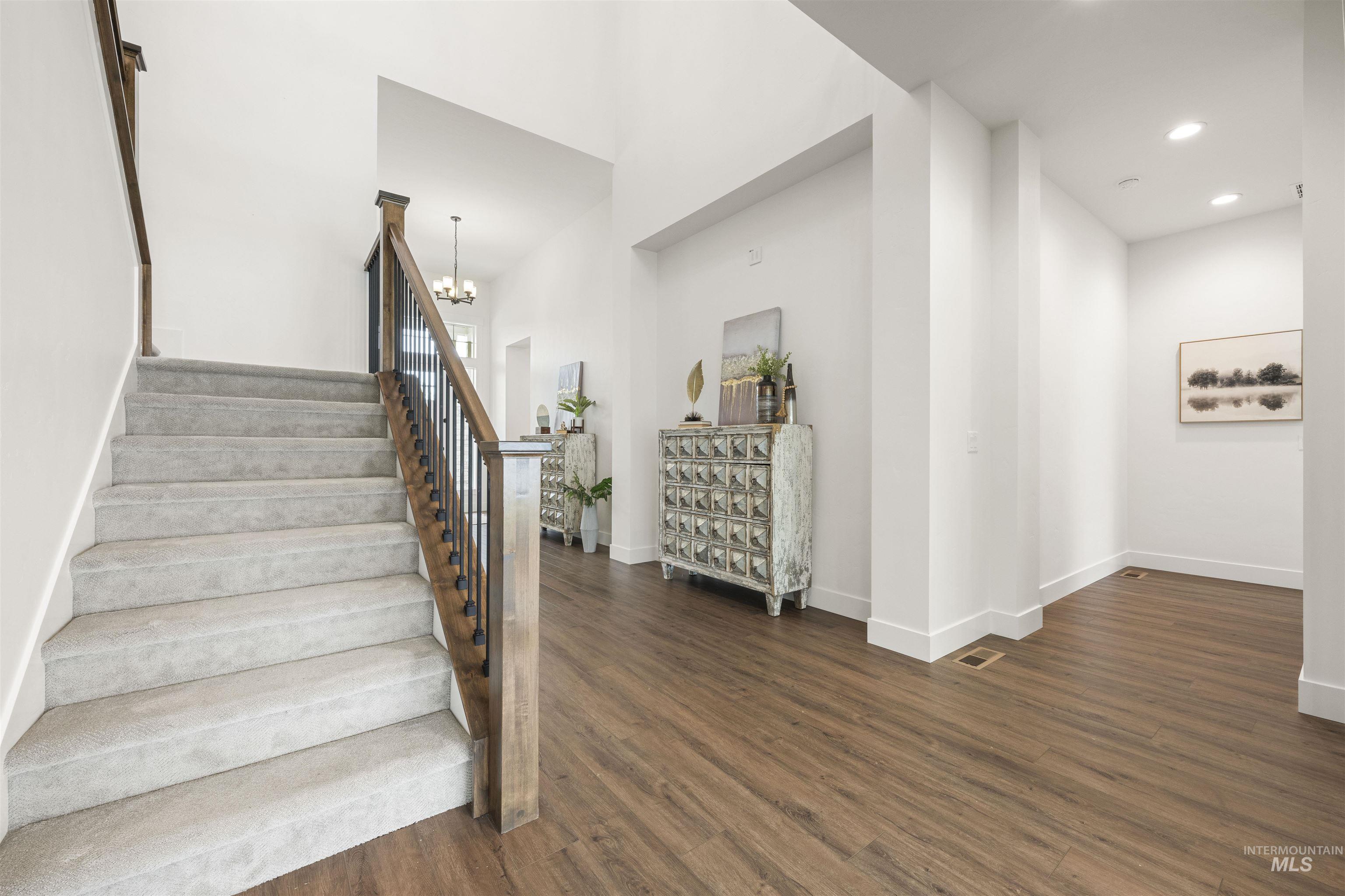 2941 N Staghaven Ave, Star, Idaho 83669-1007, 4 Bedrooms, 4.5 Bathrooms, Residential For Sale, Price $1,200,000, 98977551