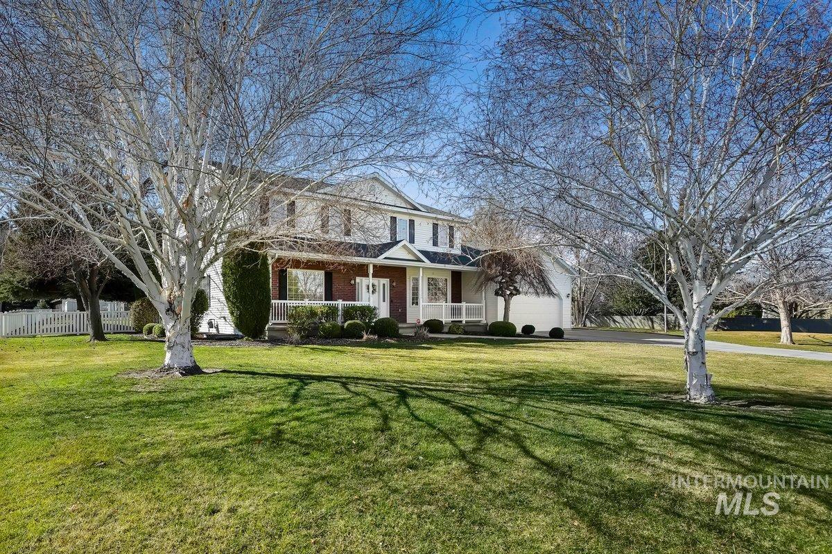 3018 Laurelwood Dr, Twin Falls, Idaho 83301, 4 Bedrooms, 3 Bathrooms, Residential For Sale, Price $919,000, 98977552